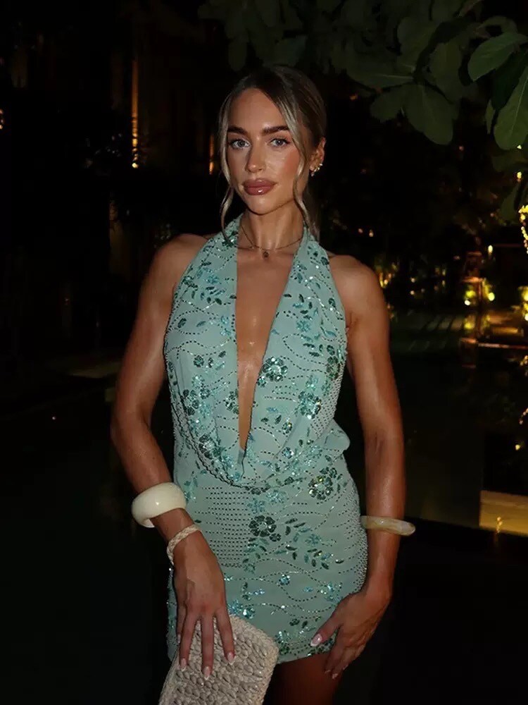 Wholesaler MW Studio - Sequin dress with plunging neckline