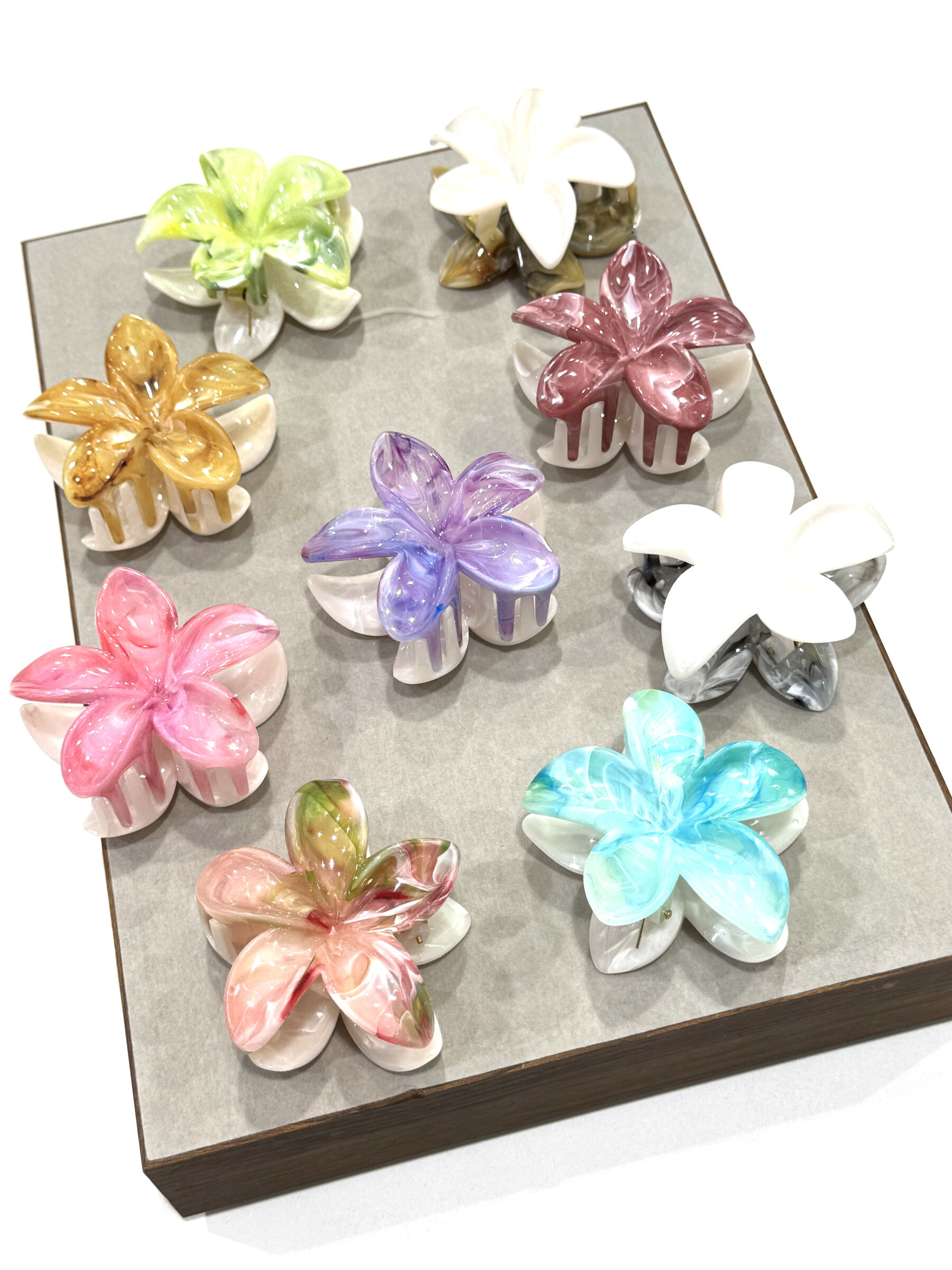 Großhändler MY ACCESSORIES PARIS - HAARKLAMMER FRANGIPANI-BLÜTE