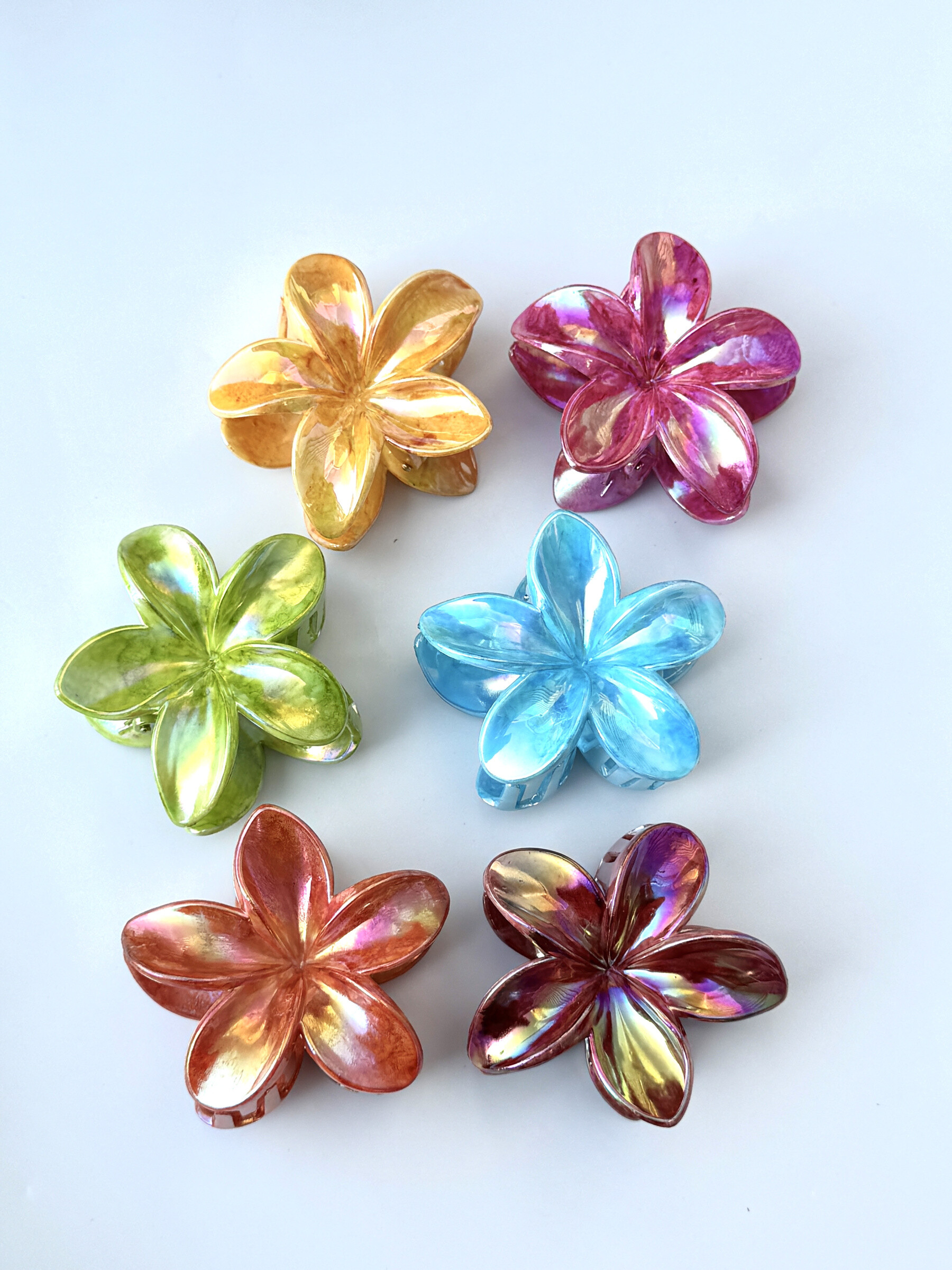 Großhändler MY ACCESSORIES PARIS - Haarspange mit Frangipani-Blume