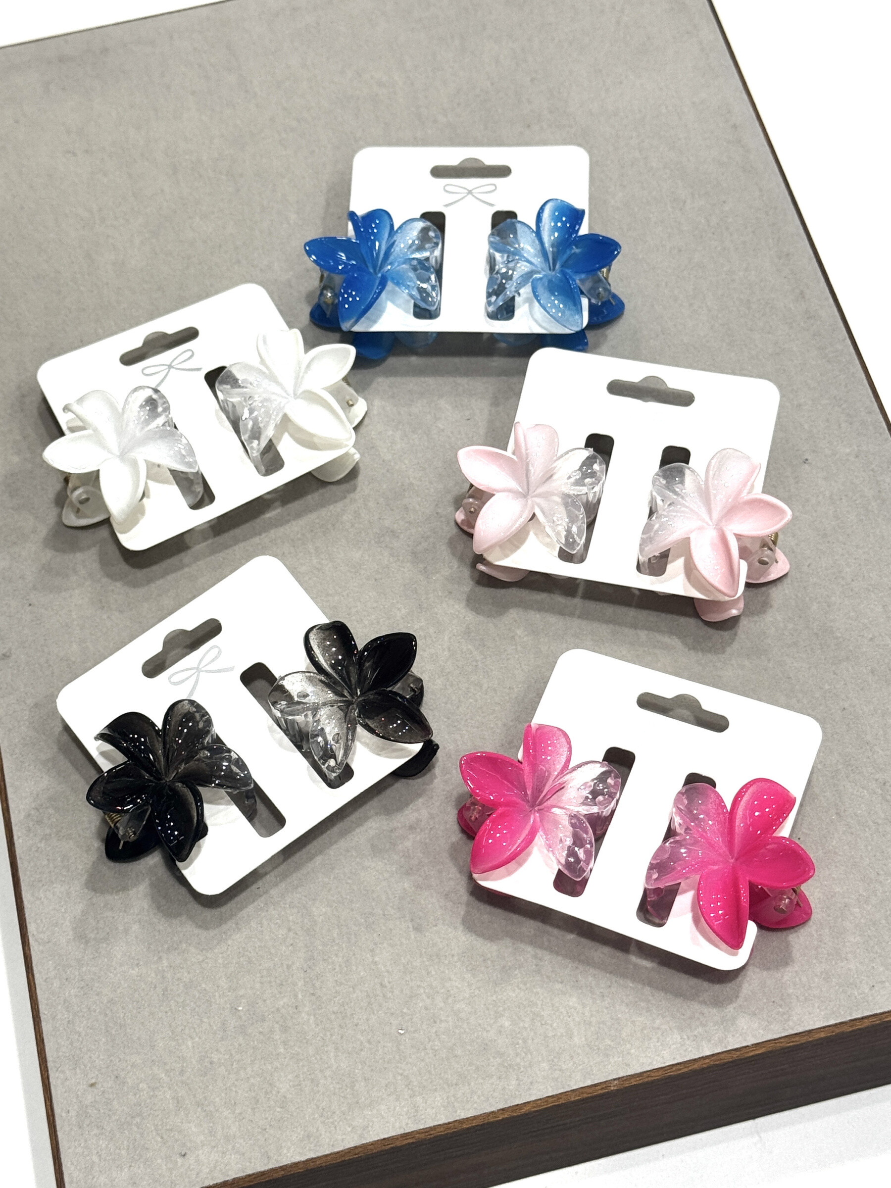 Grossiste MY ACCESSORIES PARIS - LOT DE 2 PETITES PINCES FLEUR