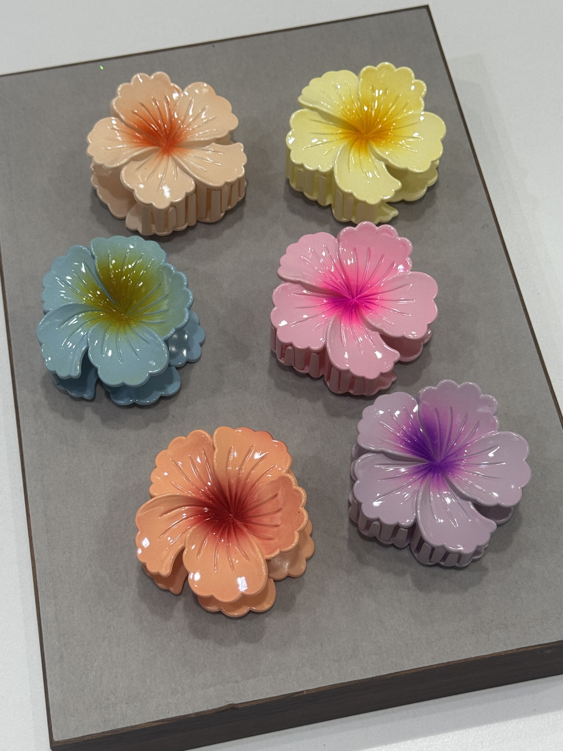 Grossiste MY ACCESSORIES PARIS - PINCE FLEUR HIBISCUS