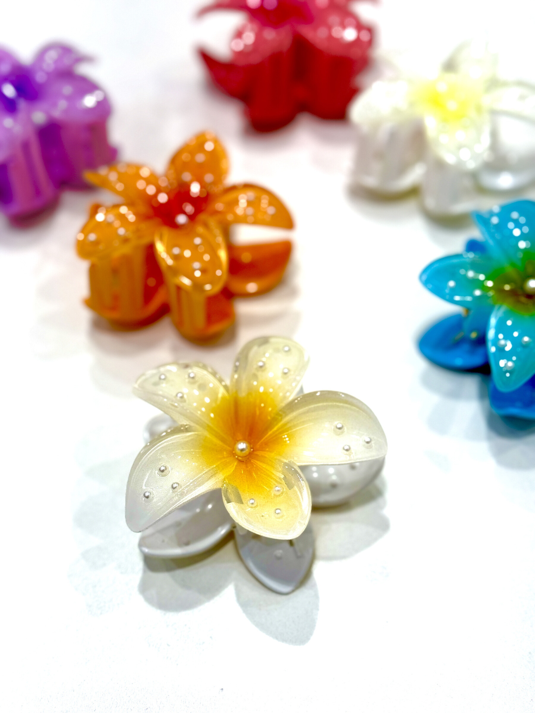 Grossiste MY ACCESSORIES PARIS - PINCE FLEUR DE FRANGIPANIER