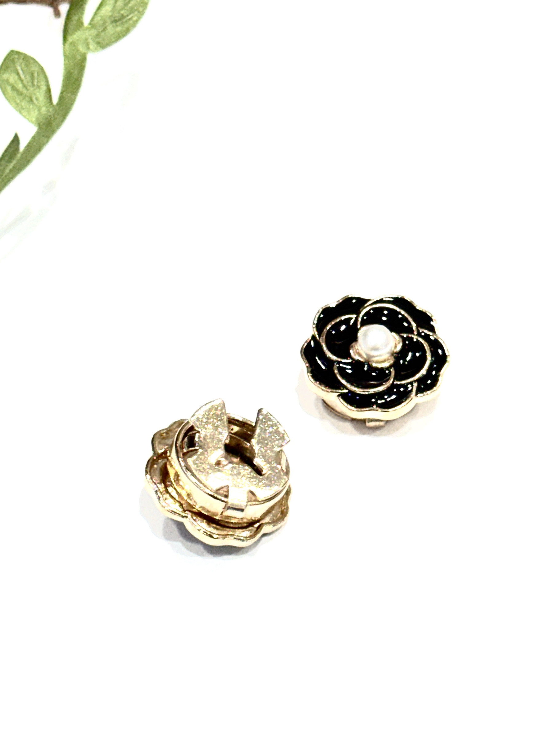 Grossiste MY ACCESSORIES PARIS - CACHE BOUTONS, BOUTON MANCHETTE