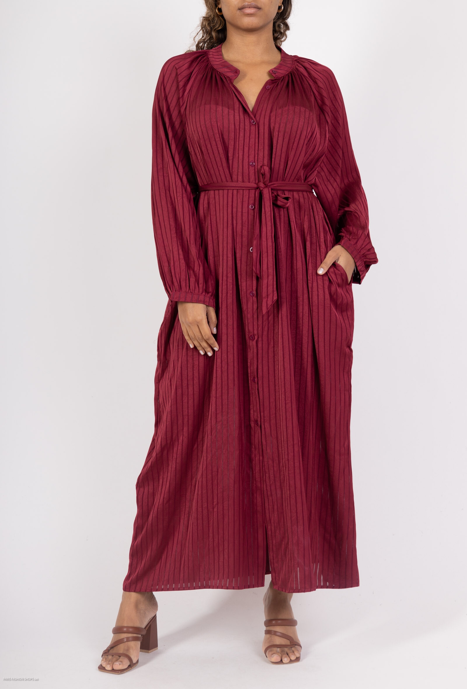 Wholesaler My Queen - MAO collar buttoned dress - minimalist elegance