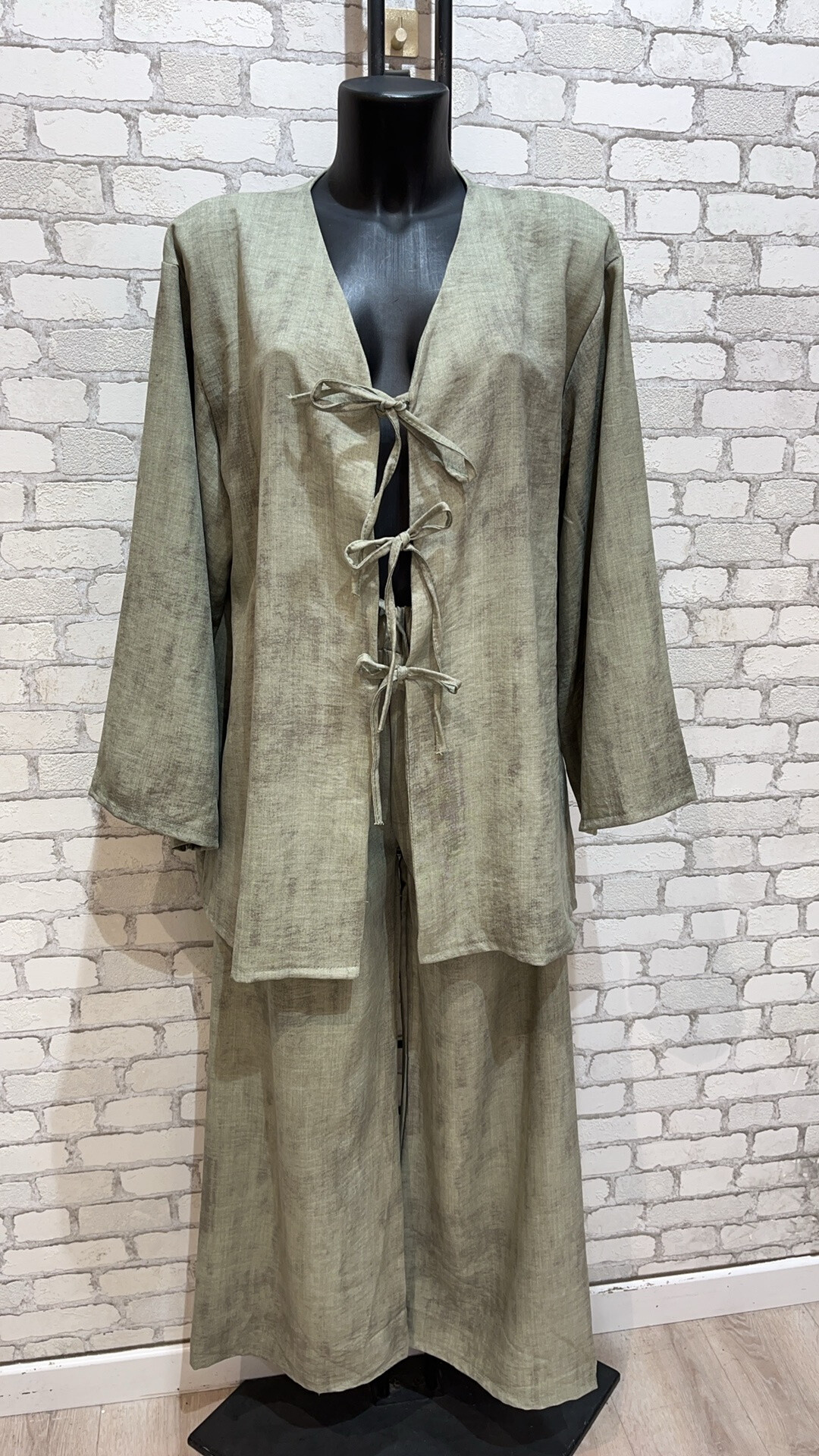 Grossista My Style - Pulsante Pulsante Son Butterfly Set + Pantaloni