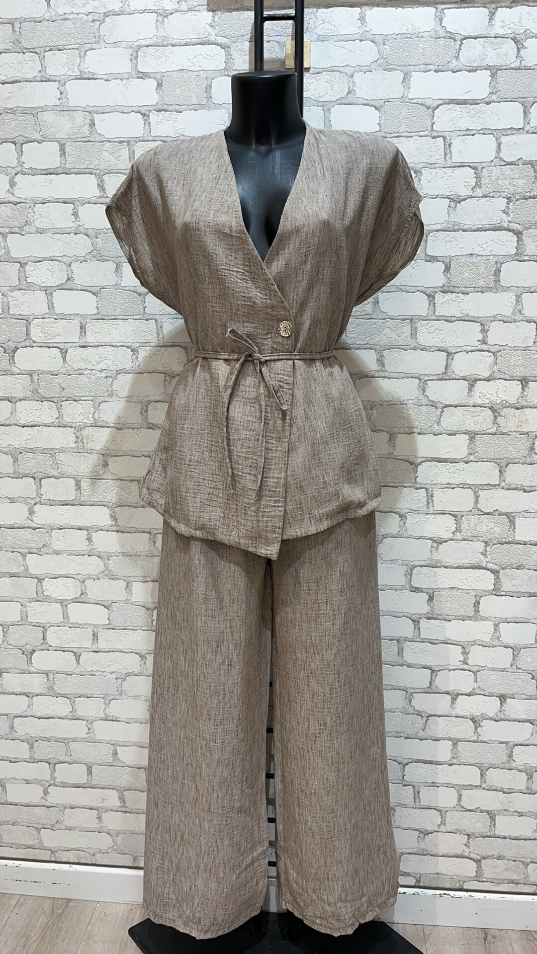 Grossista My Style - Bottone in oro a manica corta a manica a camicia + pantaloni