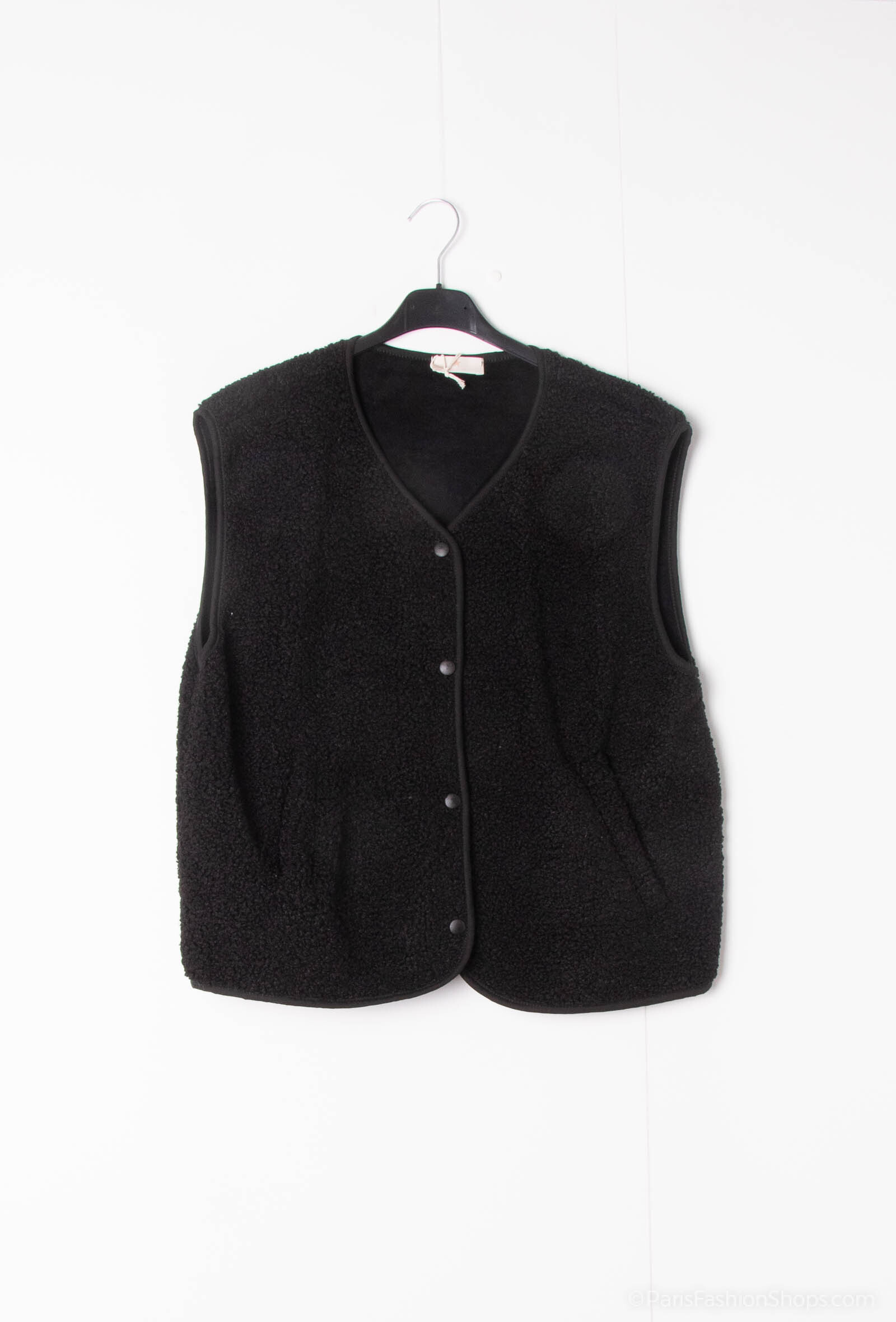 Wholesaler Mylee - Moumout vest buttoning with pockets