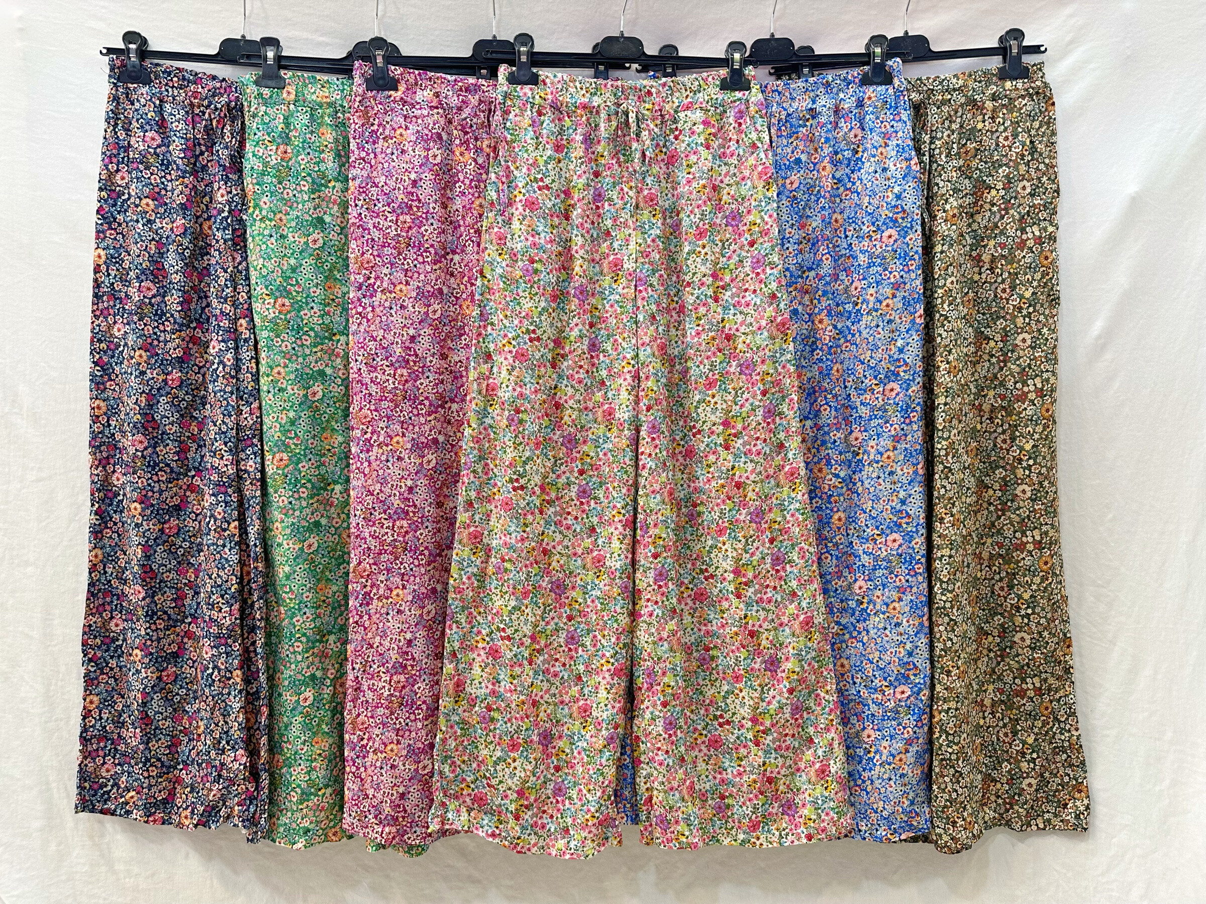 Wholesaler Mylee - Flower -printed viscose pants