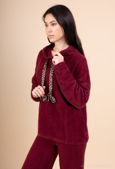 Grossiste Mylee - Sweat à capuche maille et angora Grossiste Mylee - Sweat à capuche maille et angora