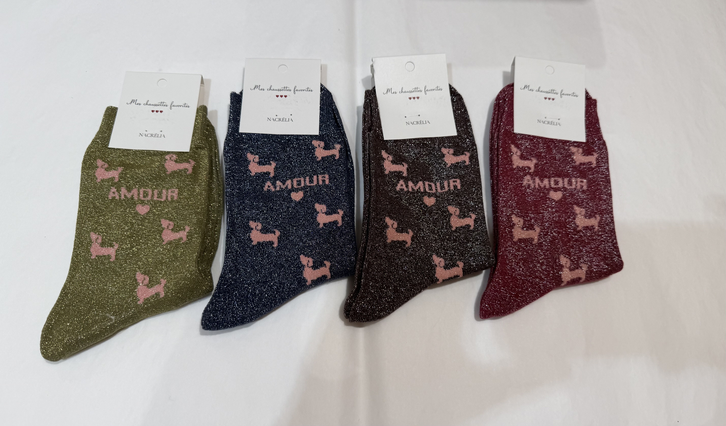 Grossiste Nacrélia - Chaussettes AMOUR à motif TECKEL