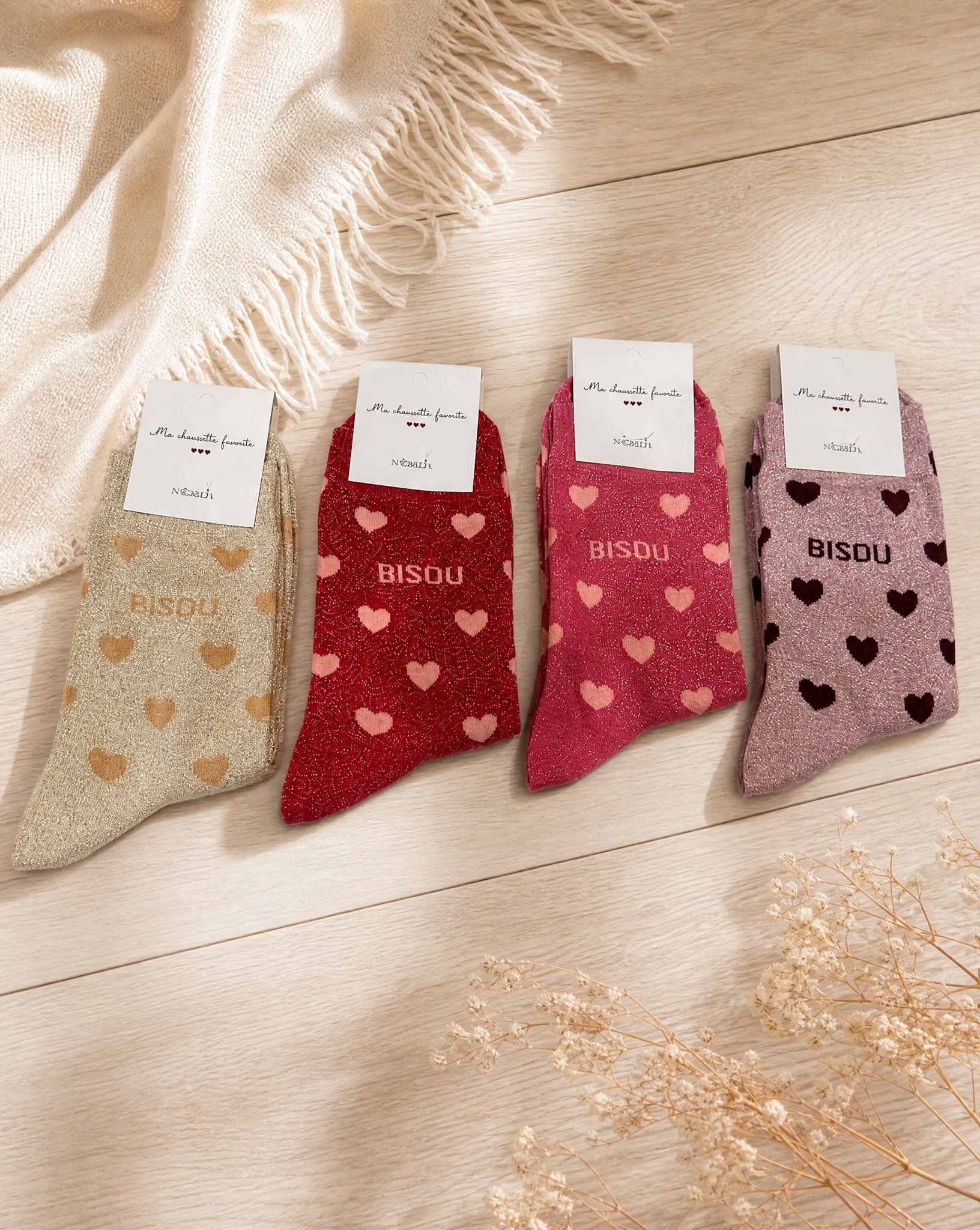 Grossiste Nacrélia - Chaussettes BISOU avec motif Coeur