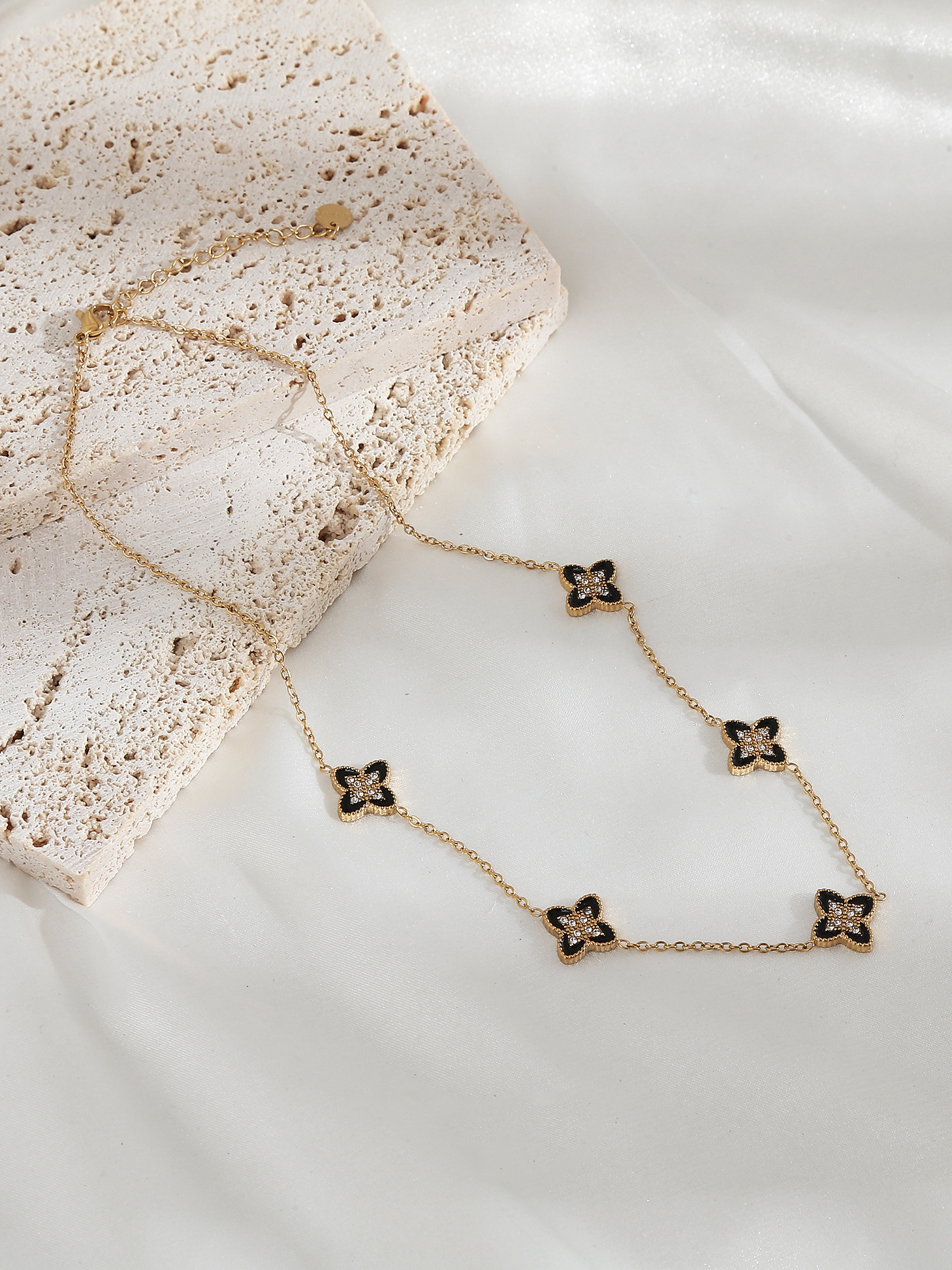 Grossiste Nacrélia - Collier Simple