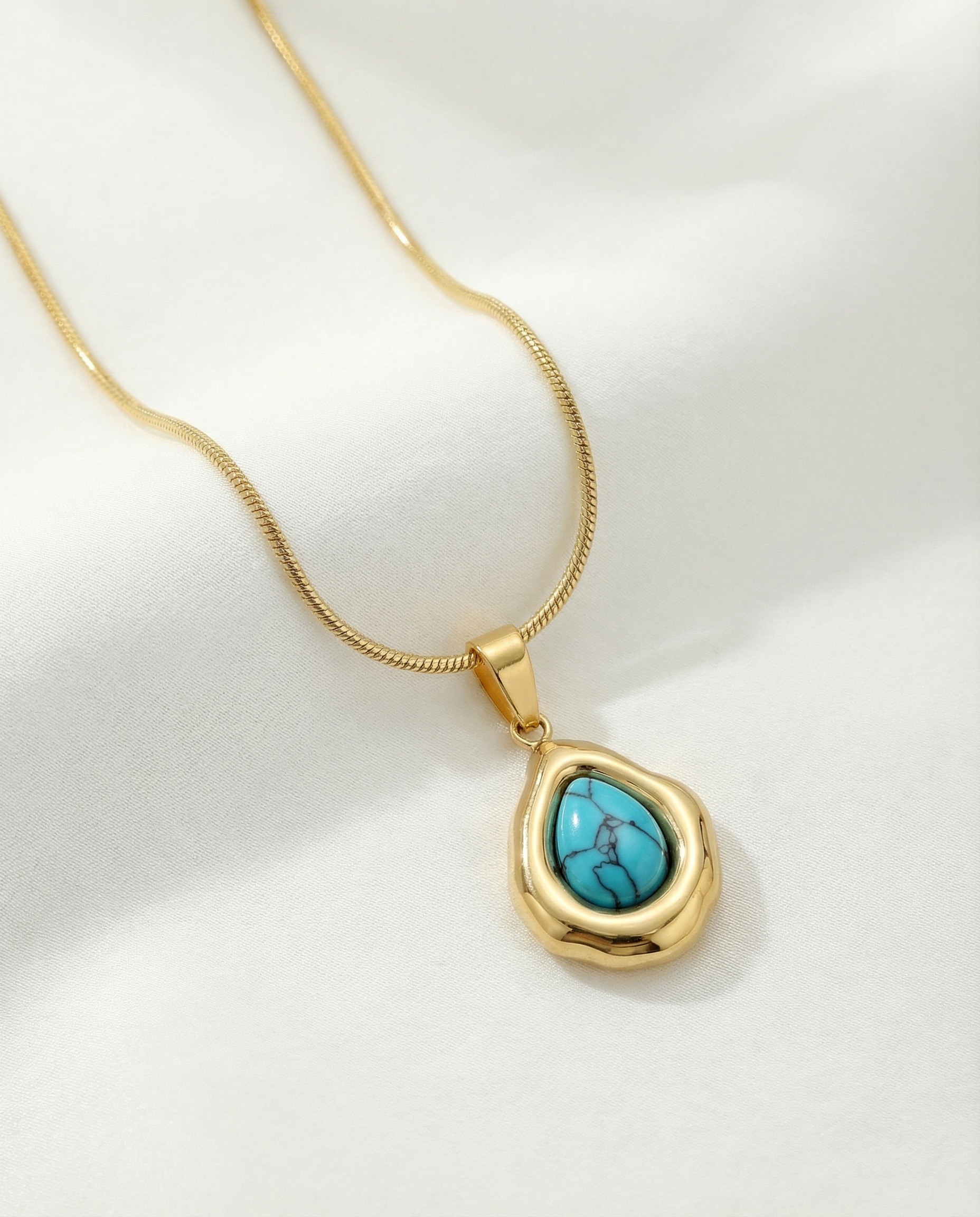 Grossiste Nacrélia - Collier Pendentif Flora
