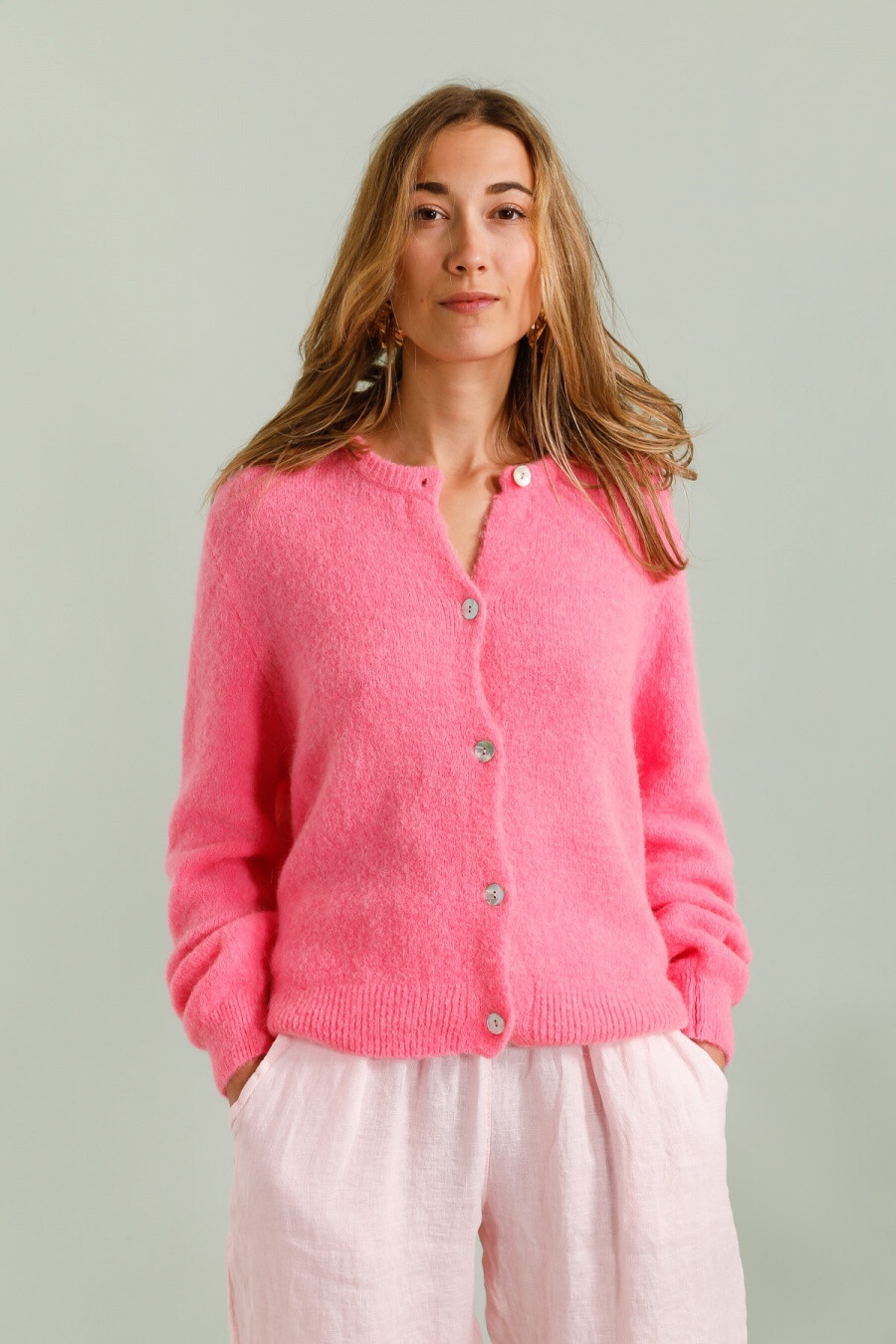 Grossista NAÏS - CARDIGAN CORTO GIROCOLLO CON BOTTONI IN ALPACA SUPERFINE