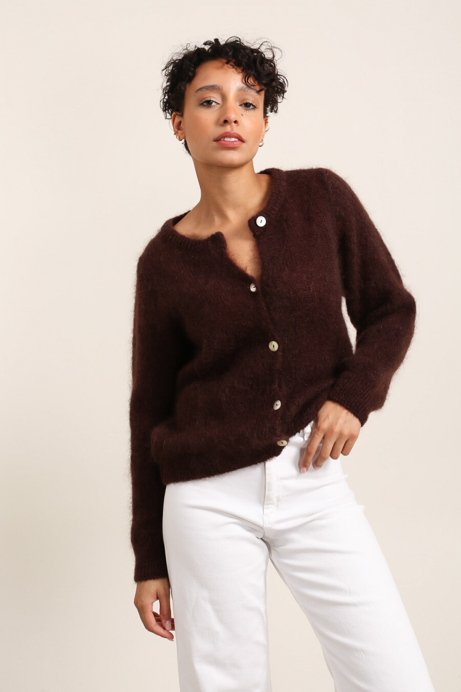 Wholesaler NAÏS - BUTTONED ROUND NECK CARDIGAN 76% MOHAIR