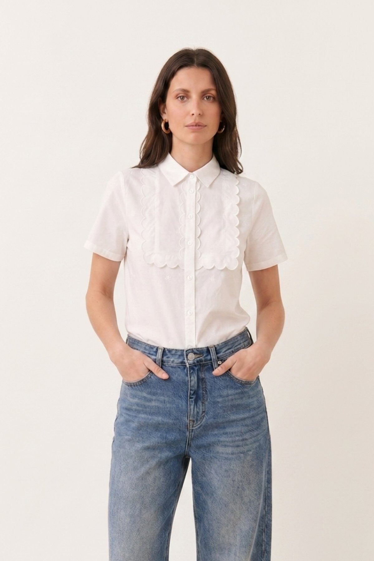 Wholesaler NATHAEL - Scalloped Bib Blouse with Daisy Embroidery
