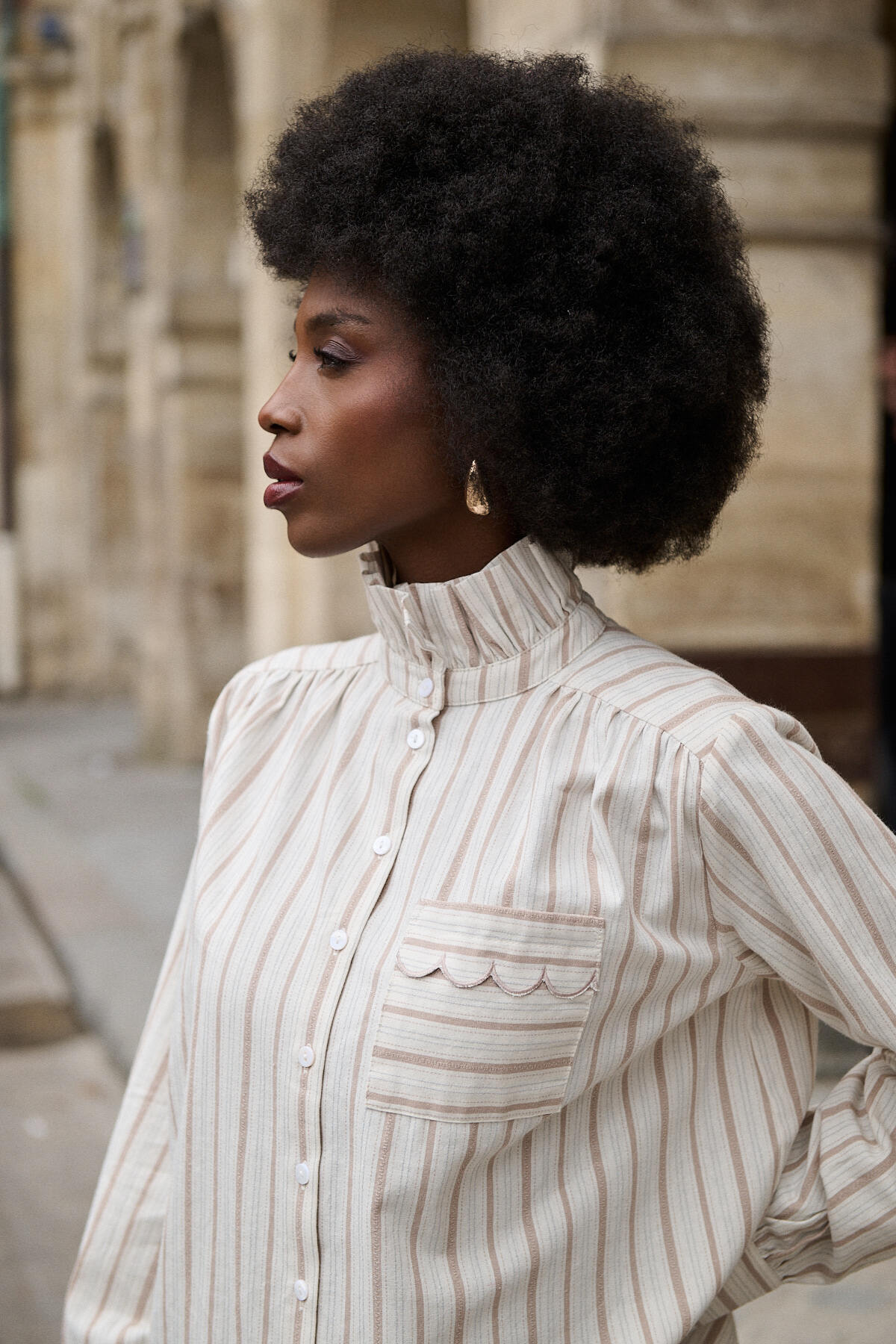 Grossista NATHAEL - Camicia a Righe in Cotone con Colletto Vittoriano