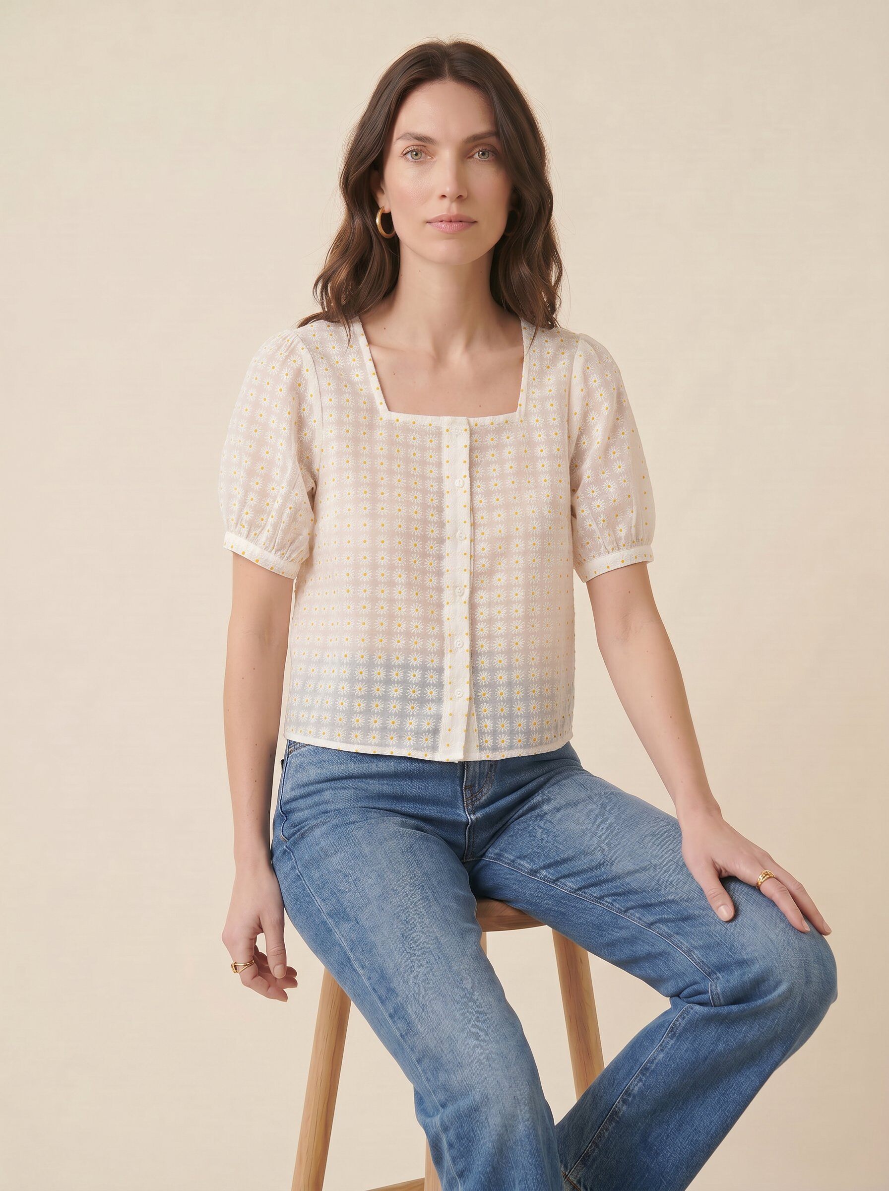 Grossiste NATHAEL - Blouse courte à fleurs