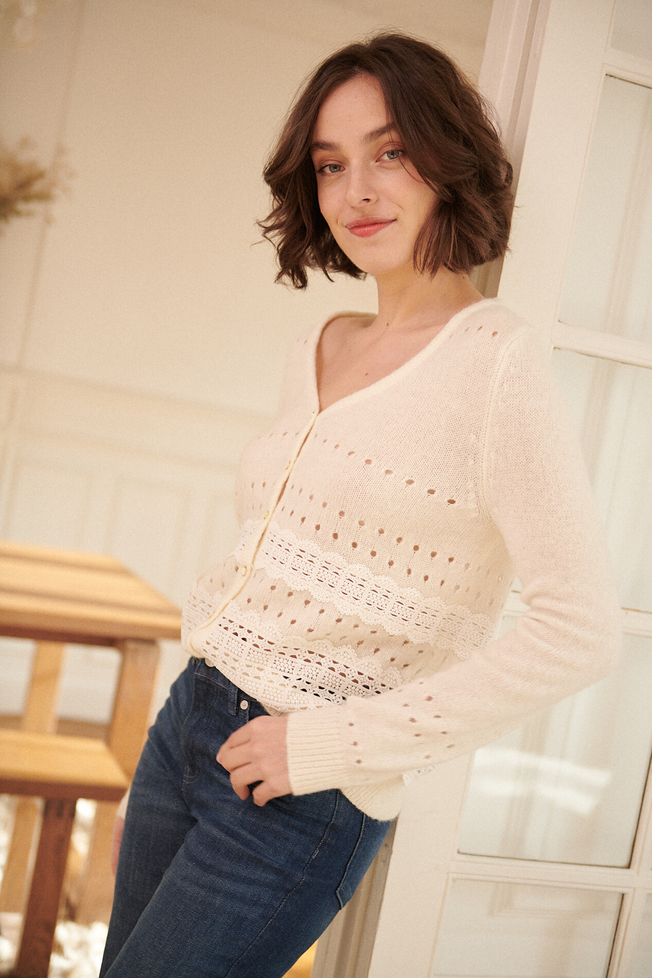Grossista NATHAEL - Gilet di lana e mohair con pizzo