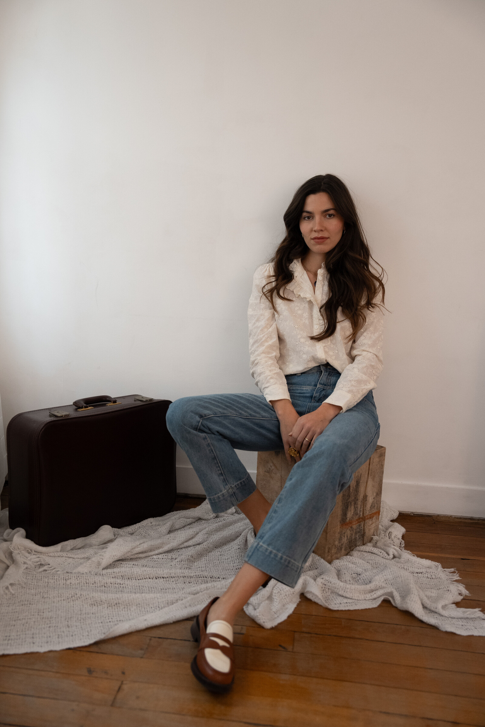 Grossiste NATHAEL - Jeans en coton flare avec découpe en X