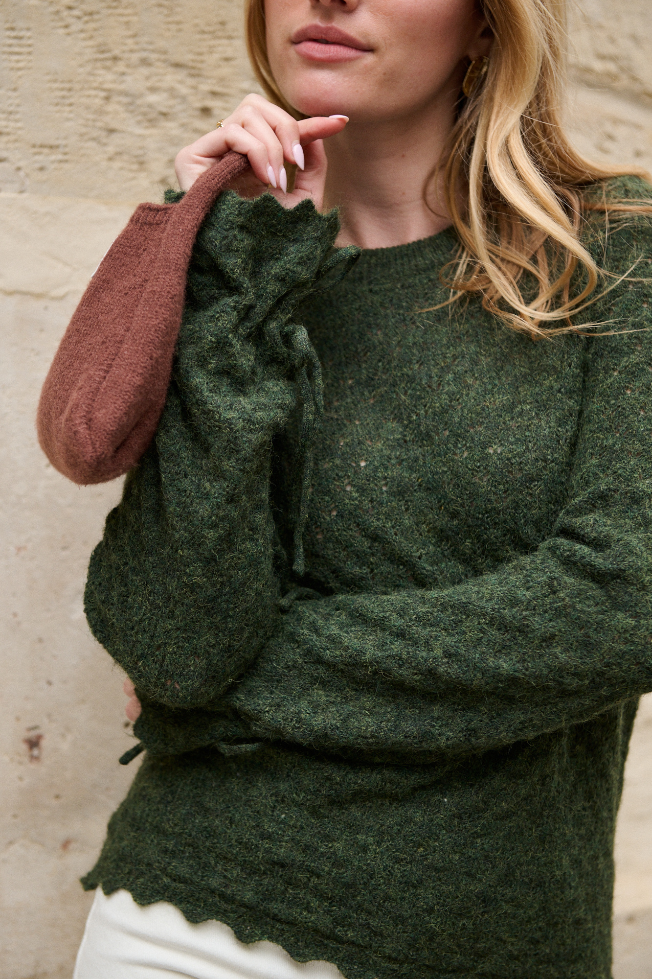 Grossiste NATHAEL - Pull Court Laine Ajouré Finitions Crochet