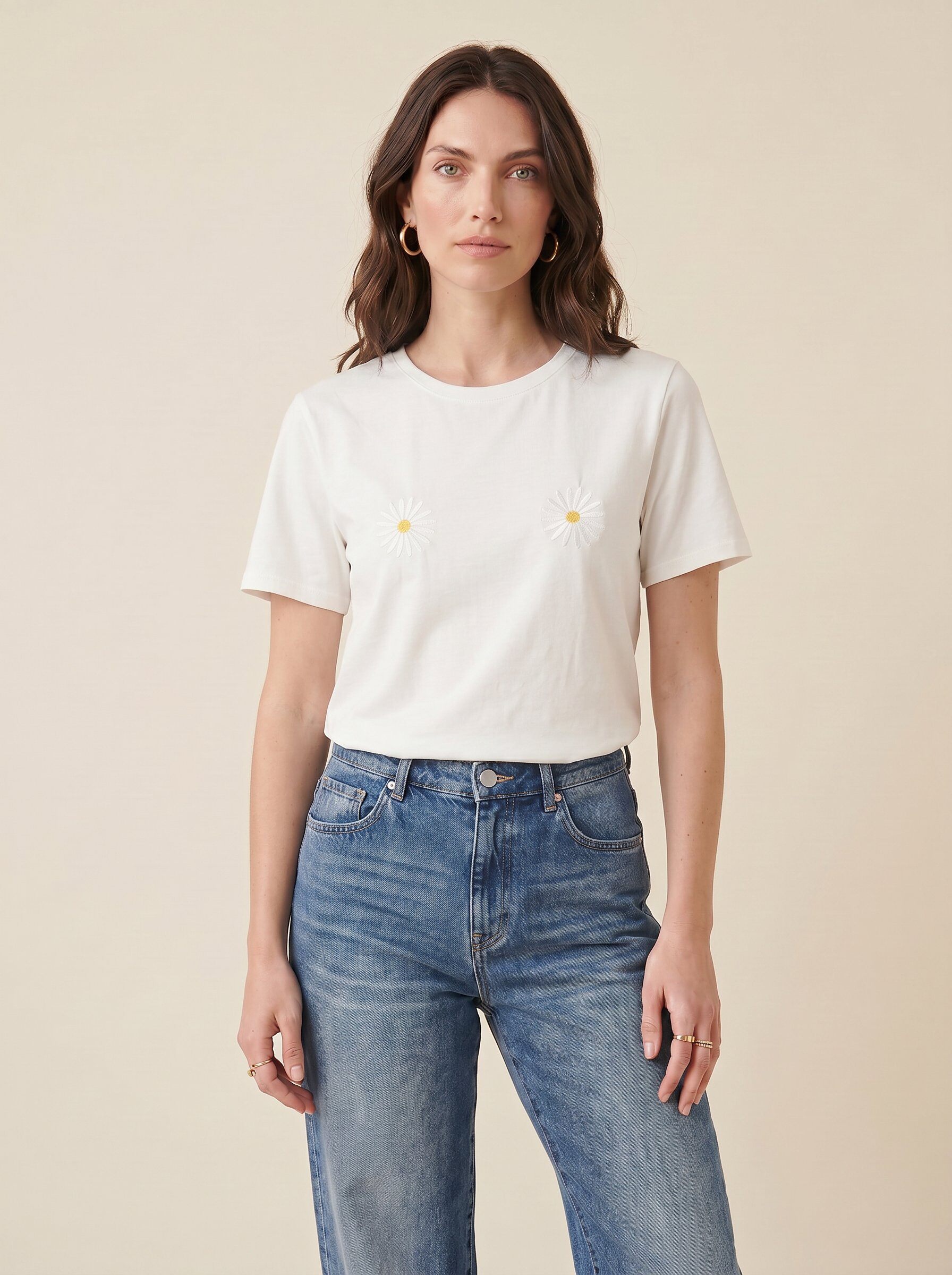 Wholesaler NATHAEL - Embroidered floral cotton T-shirt