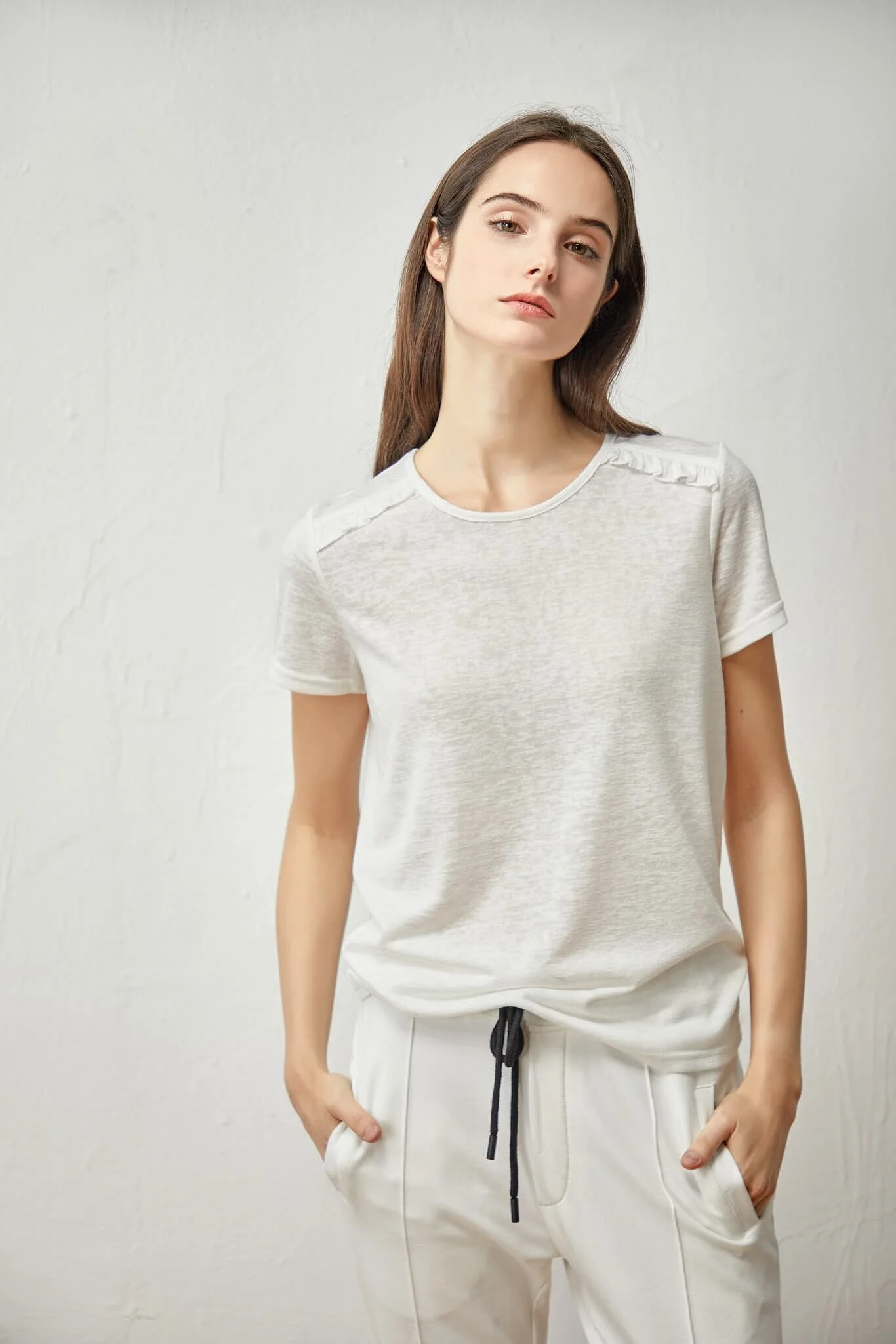 Grossiste NATHAEL - T-shirt avec dos ouvert
