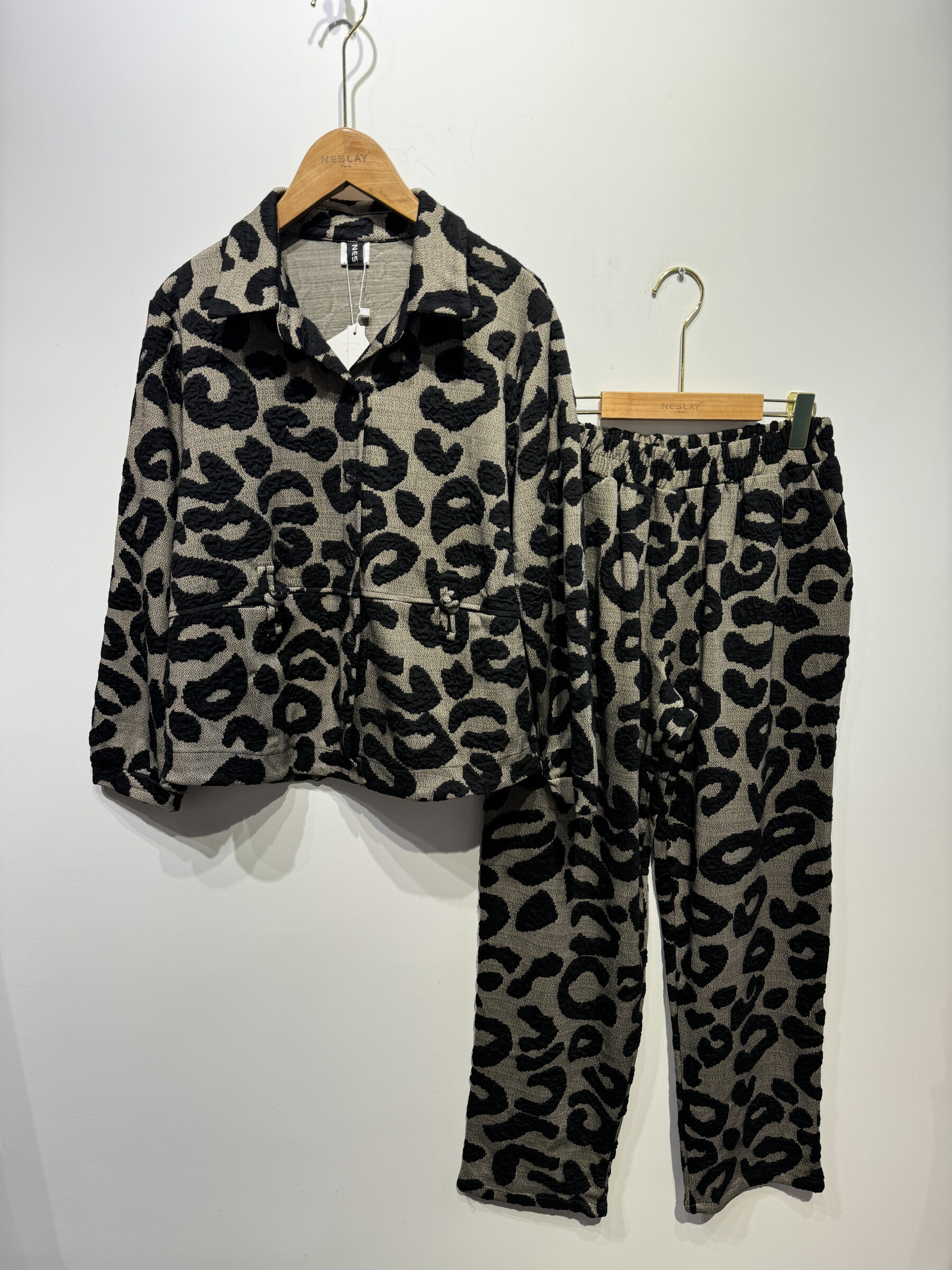 Mayorista Neslay - CONJUNTO CHAQUETA+PANTALÓN