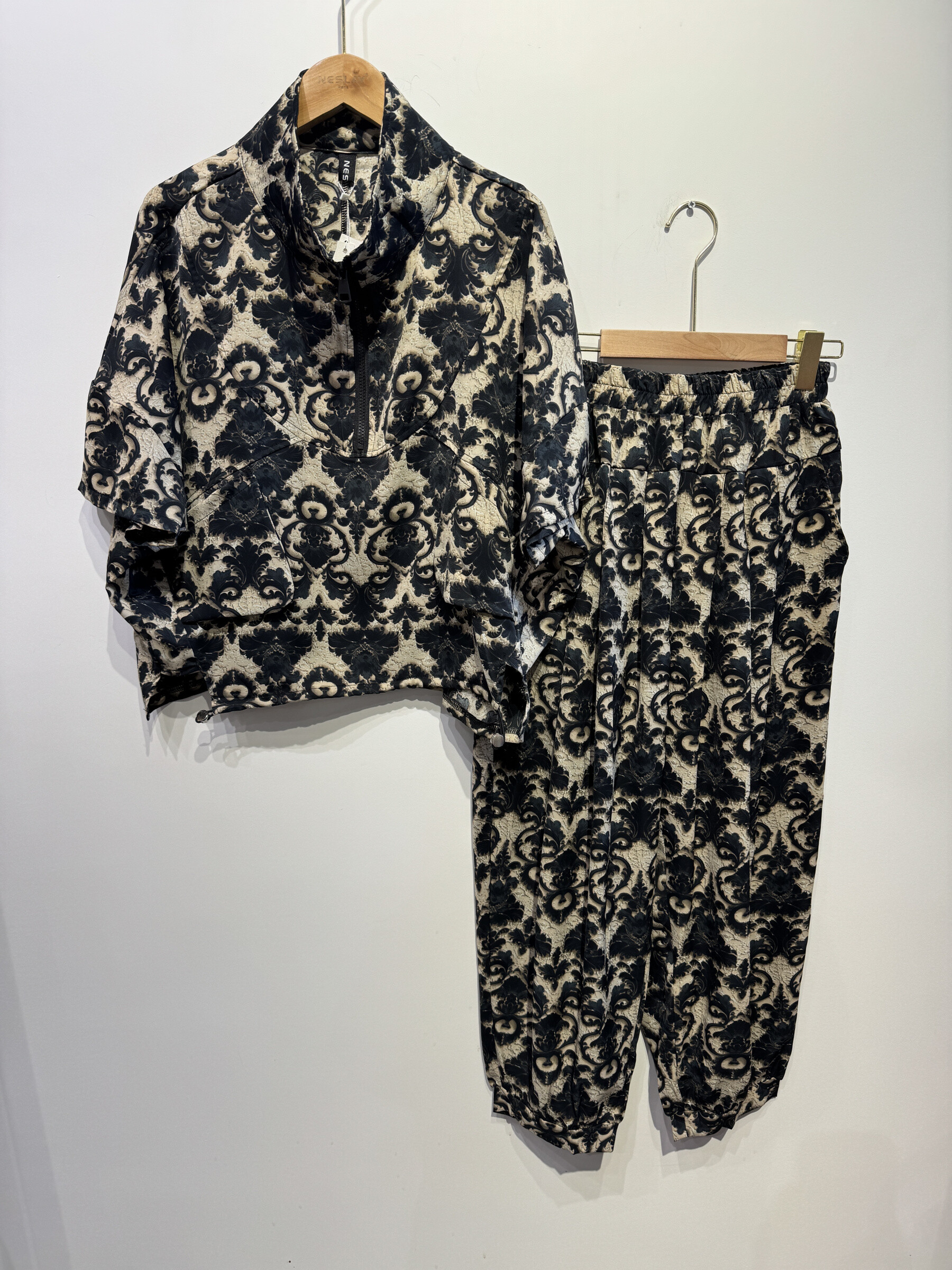 Grossiste Neslay - ENSEMBLE TUNIQUE +PANTALON