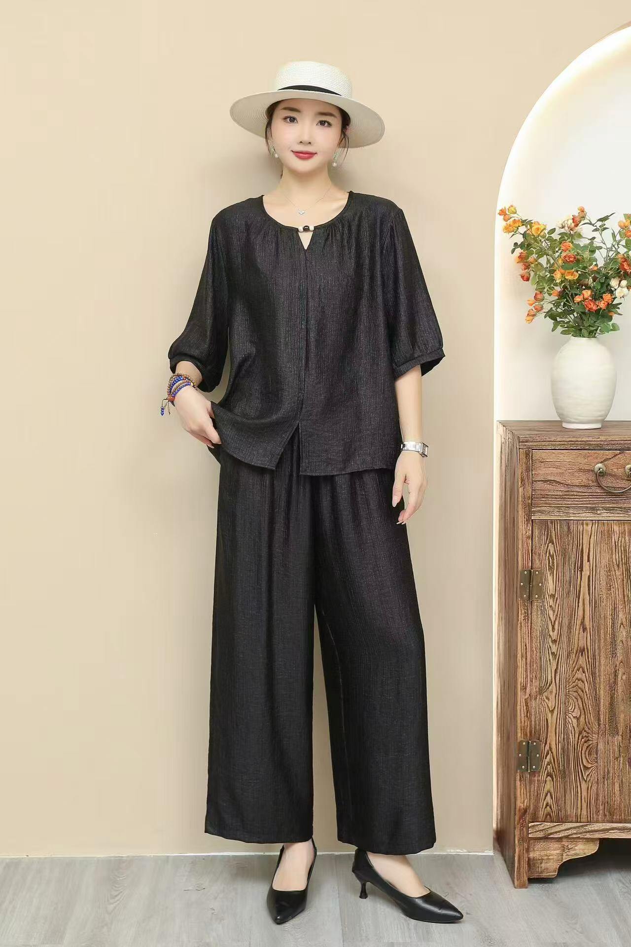 Großhändler Neslay - Tunika- und Hosen-Set