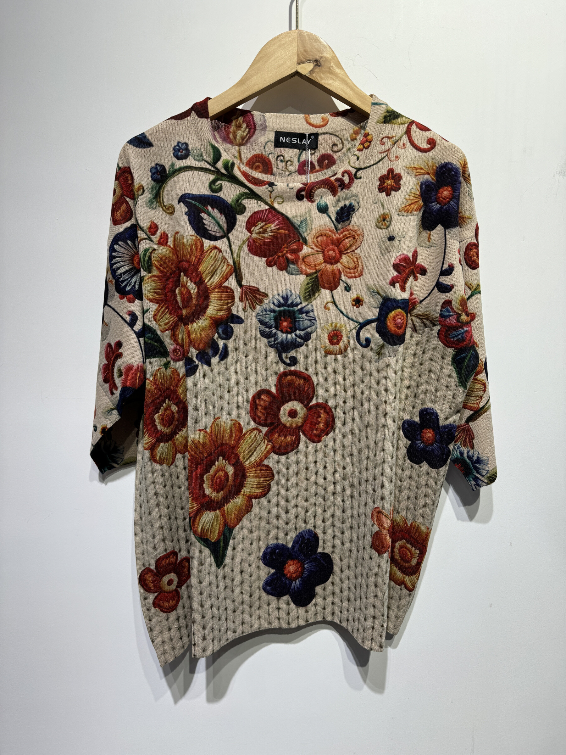Grossiste Neslay - PULL maille légère imprimé à col rond