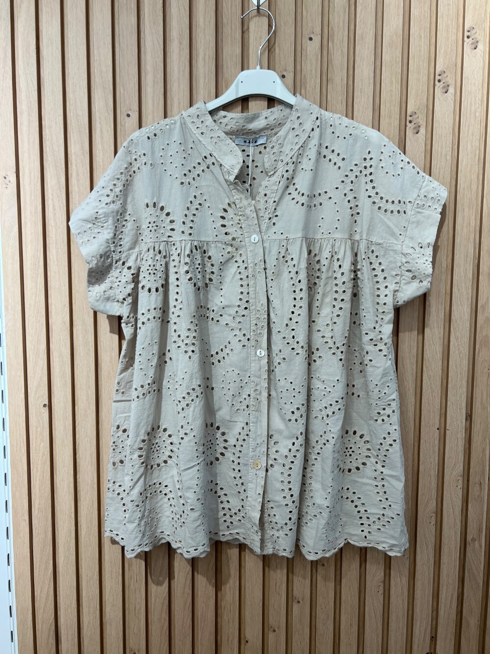 Großhändler NEW & CO - Bestickte ärmellose Bluse