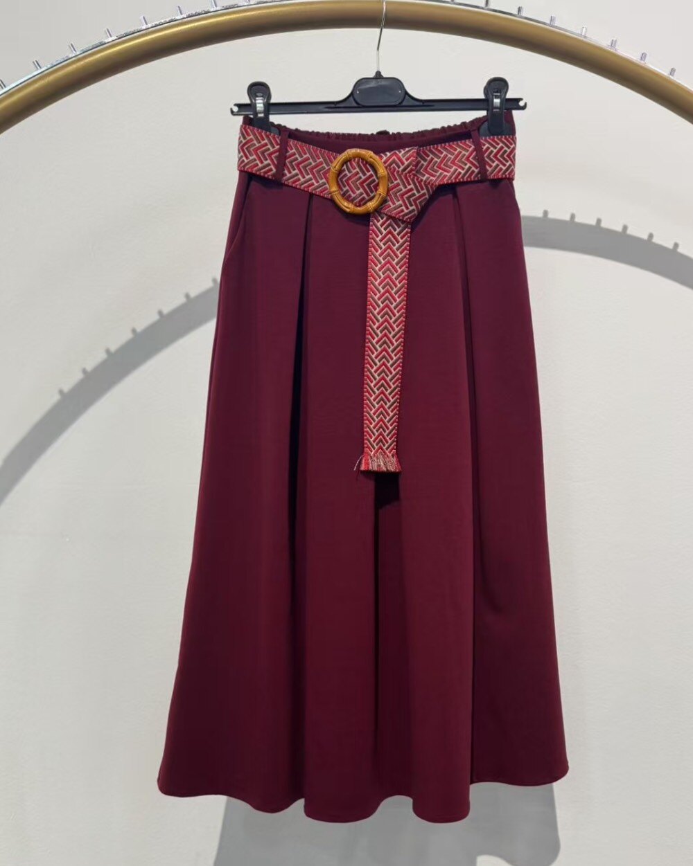 Wholesaler NEW & CO - Skirt with belt