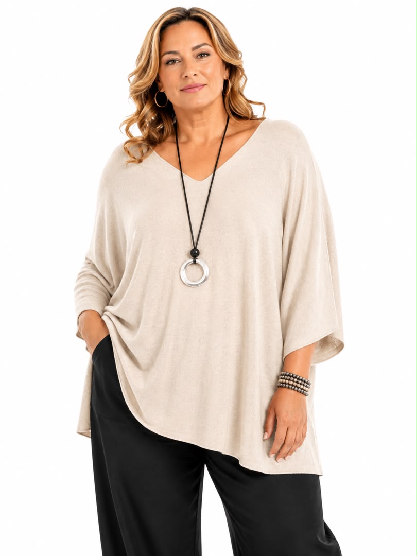 Grossista NEW & CO - Maglione oversize con scollo a V Grossista NEW & CO - Maglione oversize con scollo a V