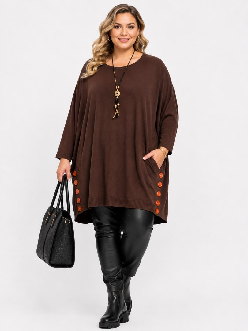Grossista NEW & CO - Maglione Tunica Oversize con Bottoni Laterali Grossista NEW & CO - Maglione Tunica Oversize con Bottoni Laterali