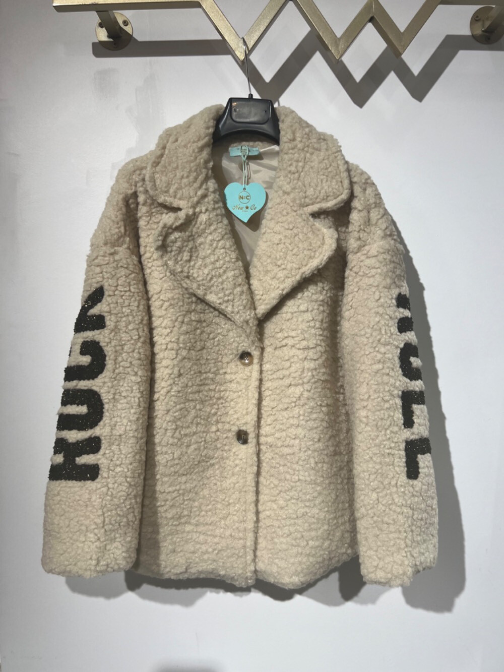 Wholesaler NEW & CO - roll rock jacket