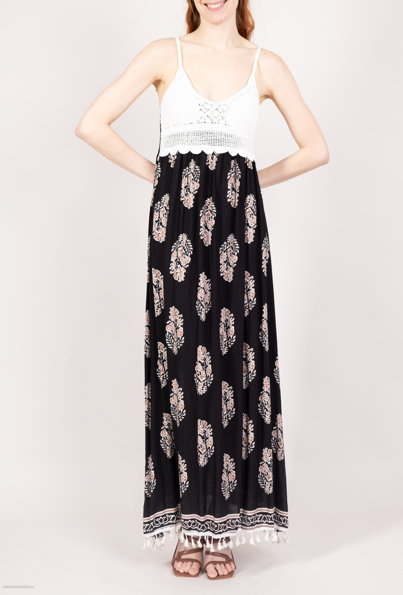 Wholesaler New Lolo - Long dress with a lot of pattern like flowers