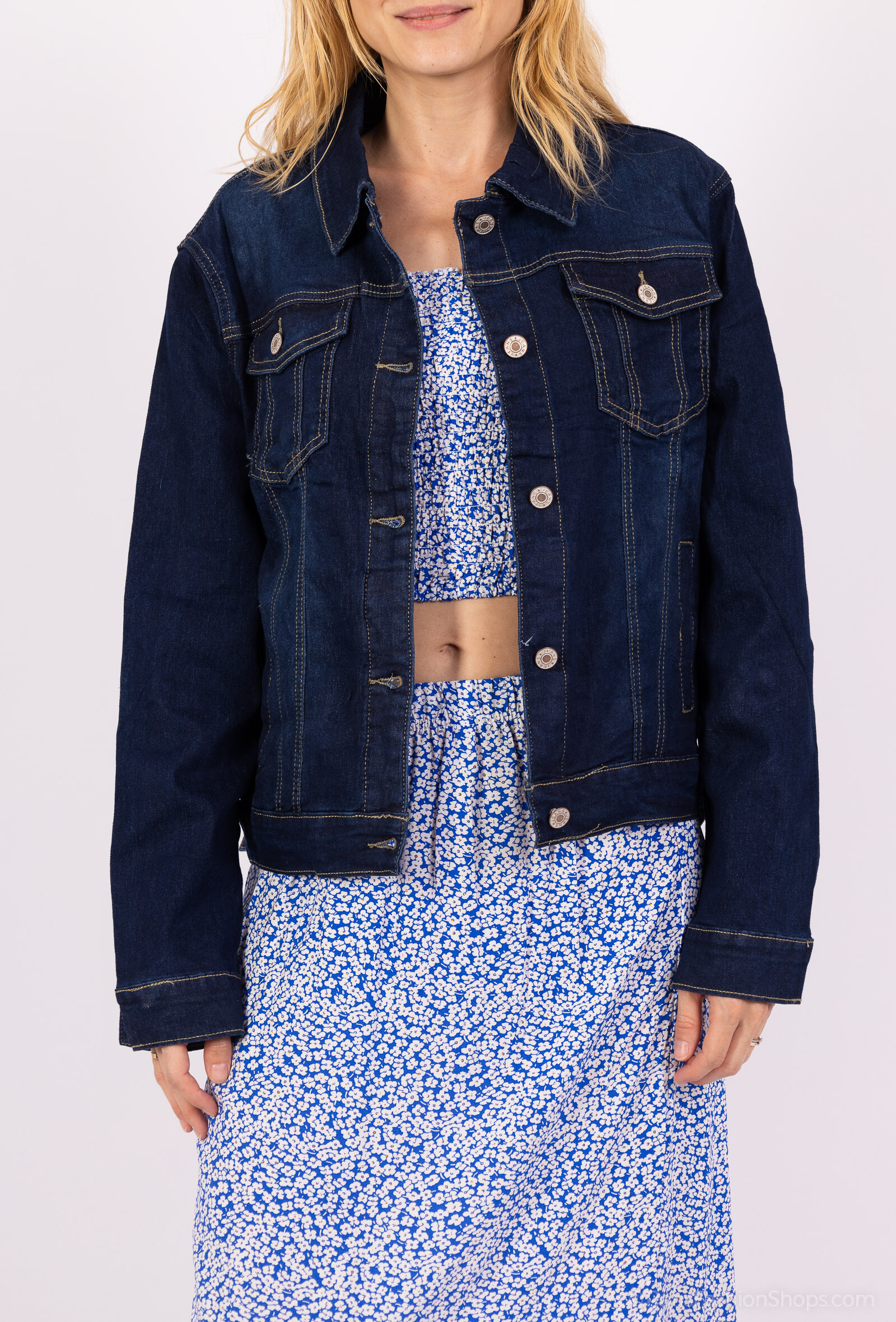 Grossiste New Lolo - VESTE JEAN UNE COULEUR FONCEE AVEC AUCUN MOTIF SUR LA VESTE
