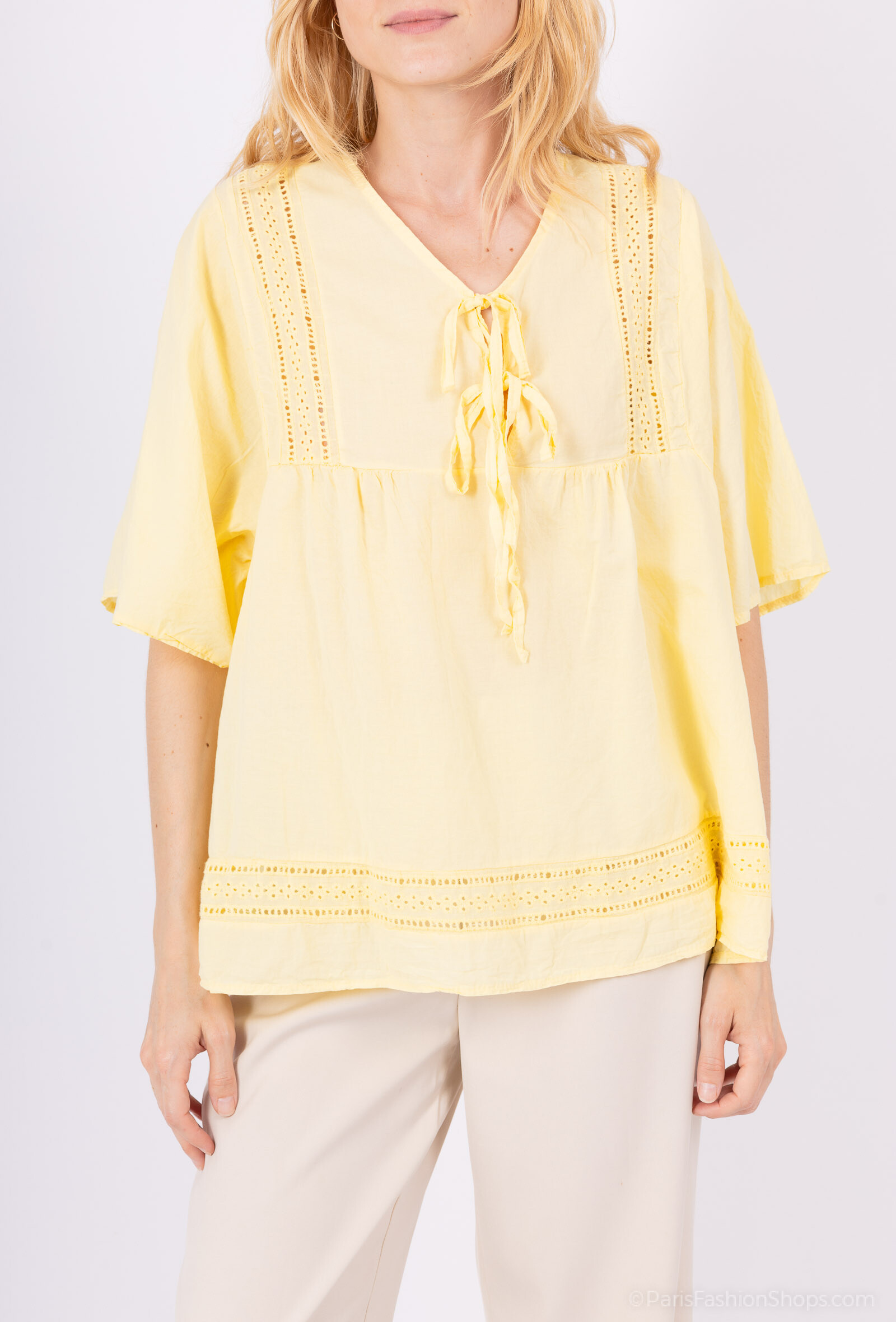 Großhändler New Sensation - BAUMWOLLBLUSE MIT SPITZE