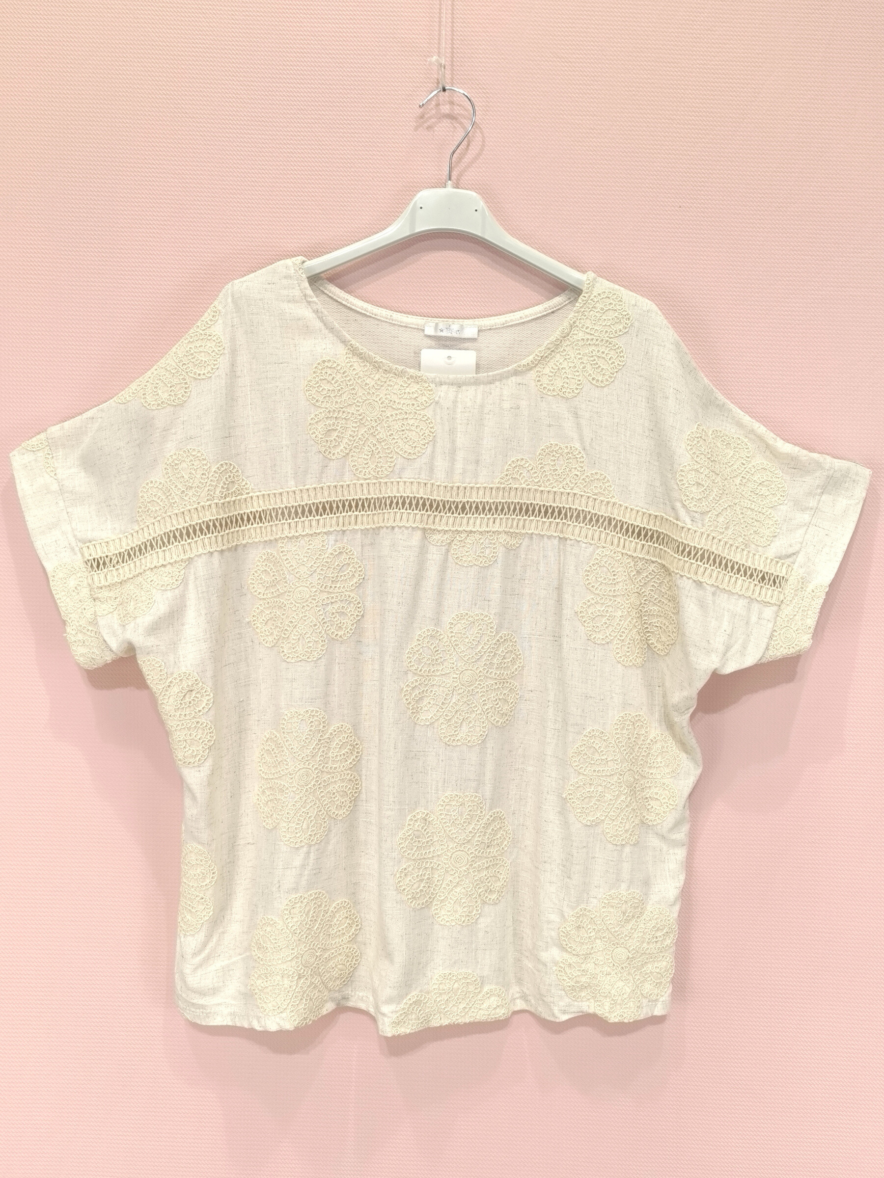 Wholesaler New Sunshine - Blouse Blouse embroidered in linen cotton