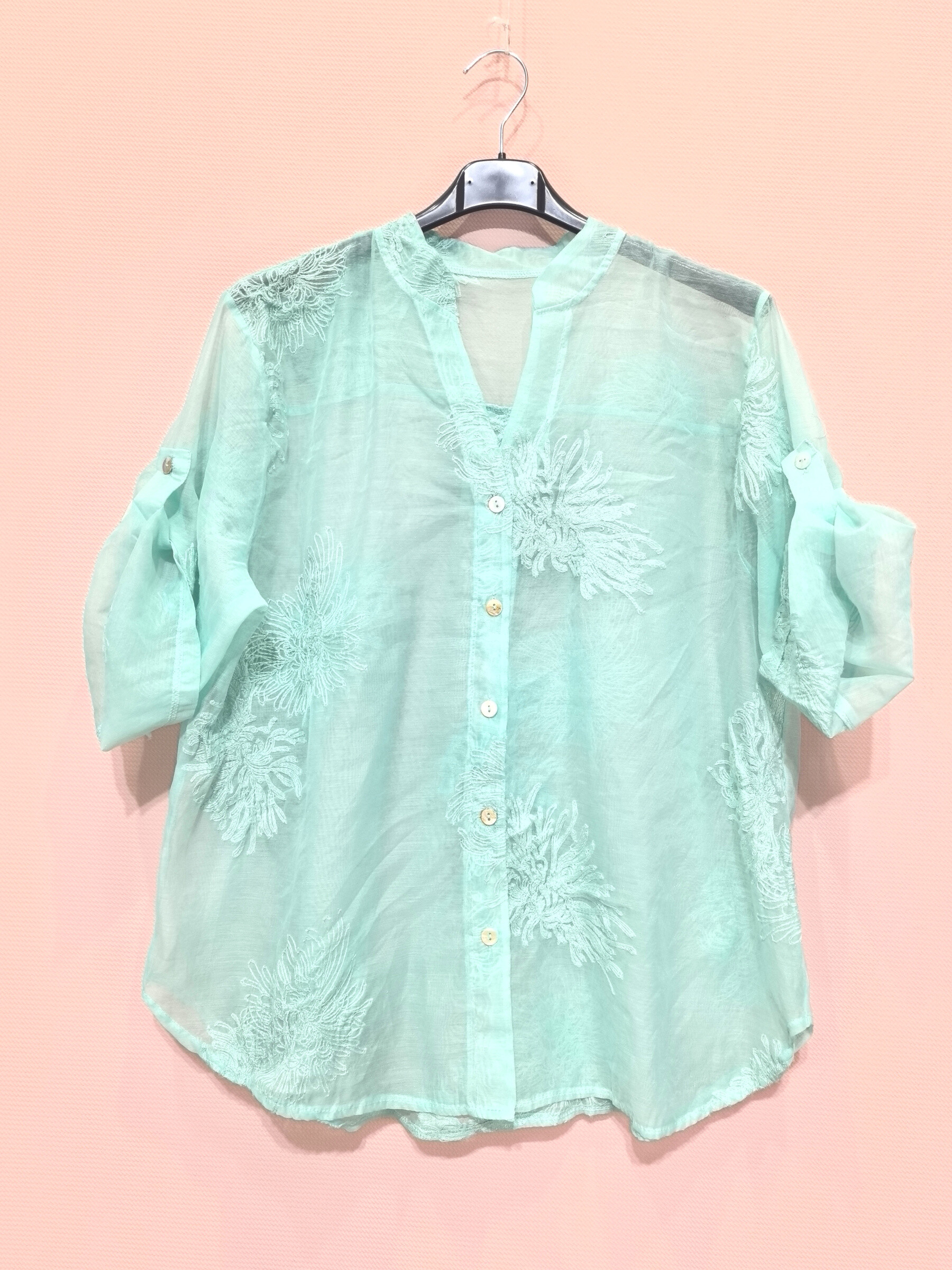 Grossiste New Sunshine - Chemise transparent à broderies florales