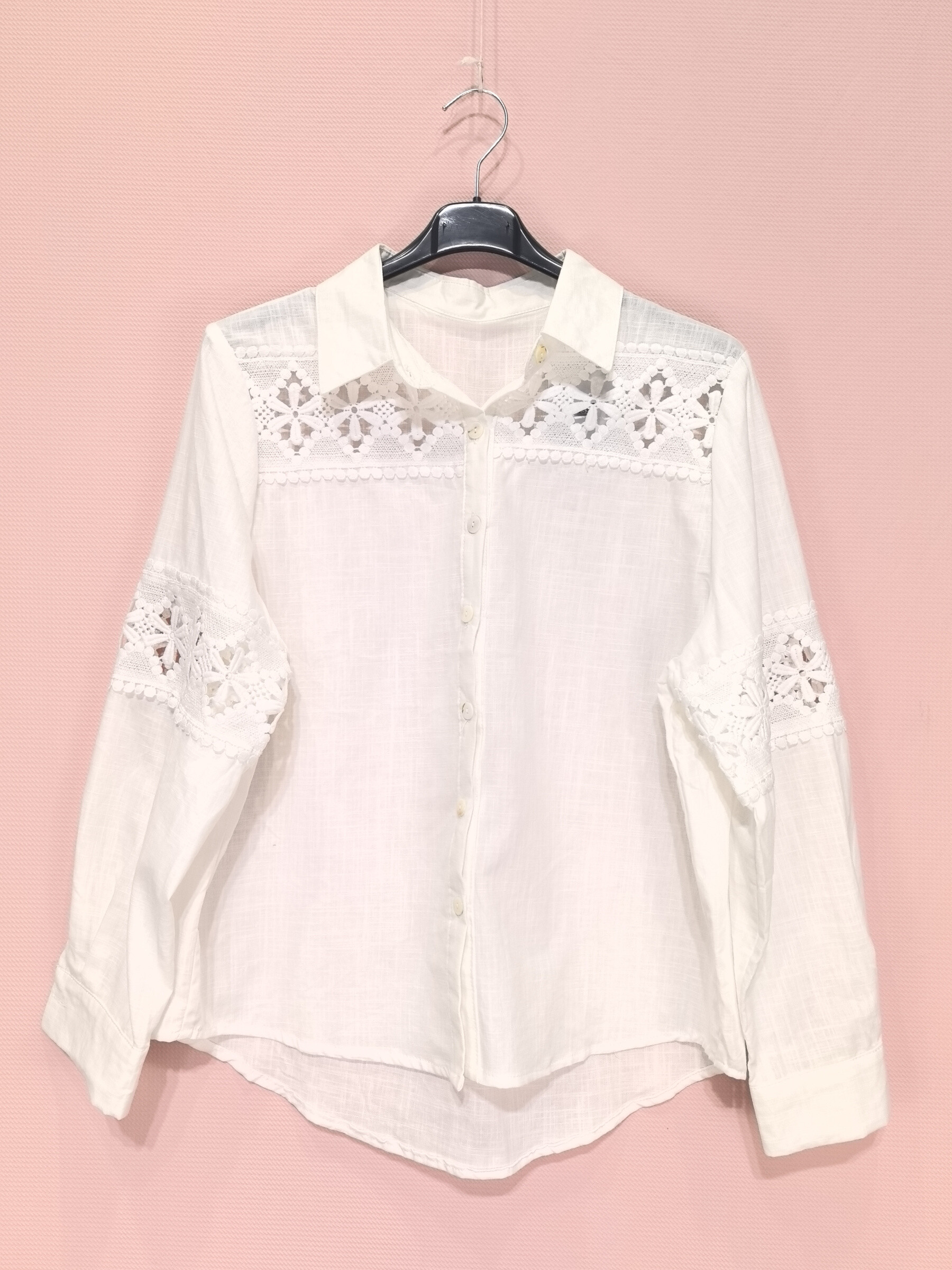 Grossiste New Sunshine - Chemise avec empiècement s en dentelle