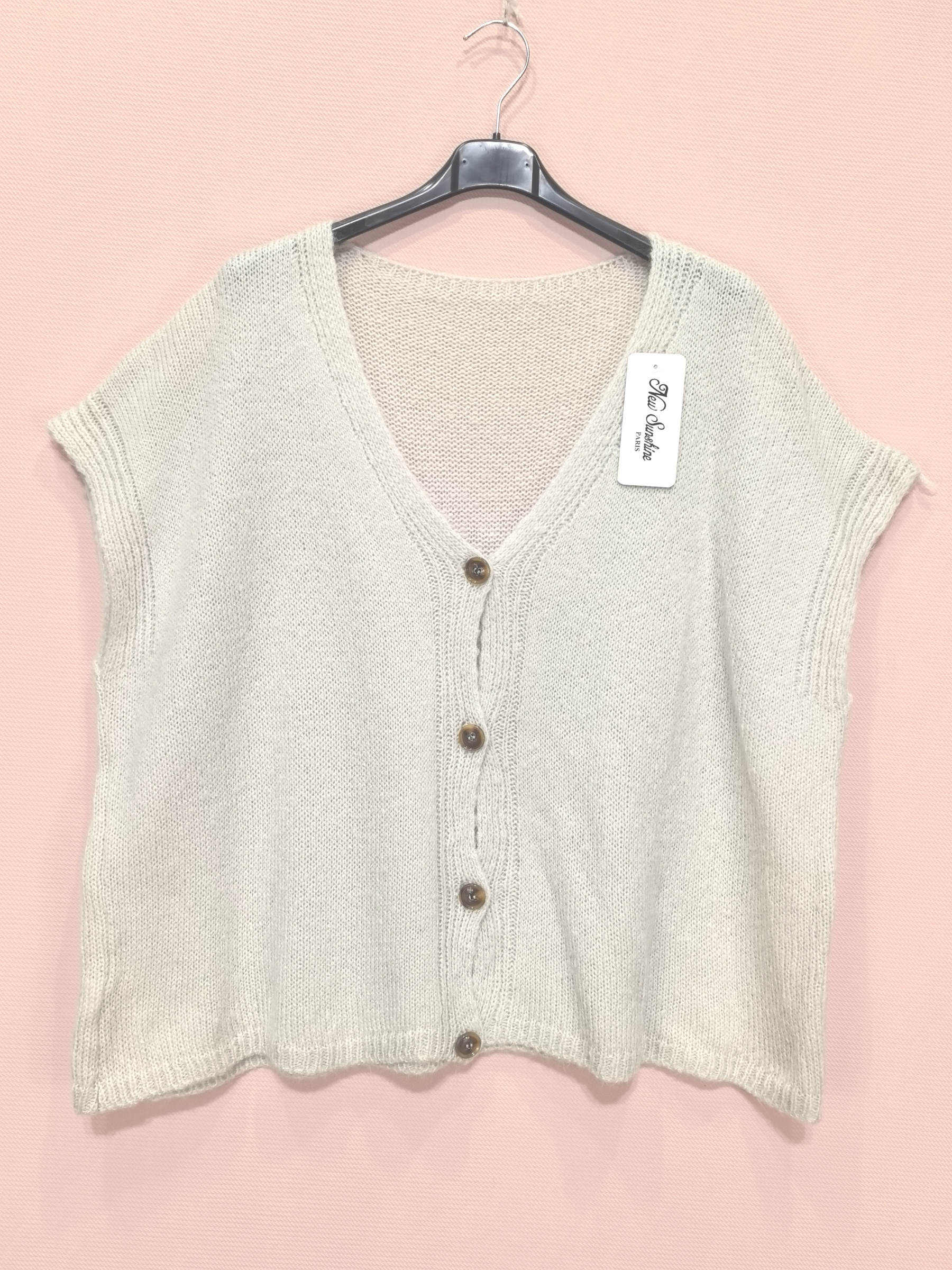 Wholesaler New Sunshine - Knitted sleeveless vest