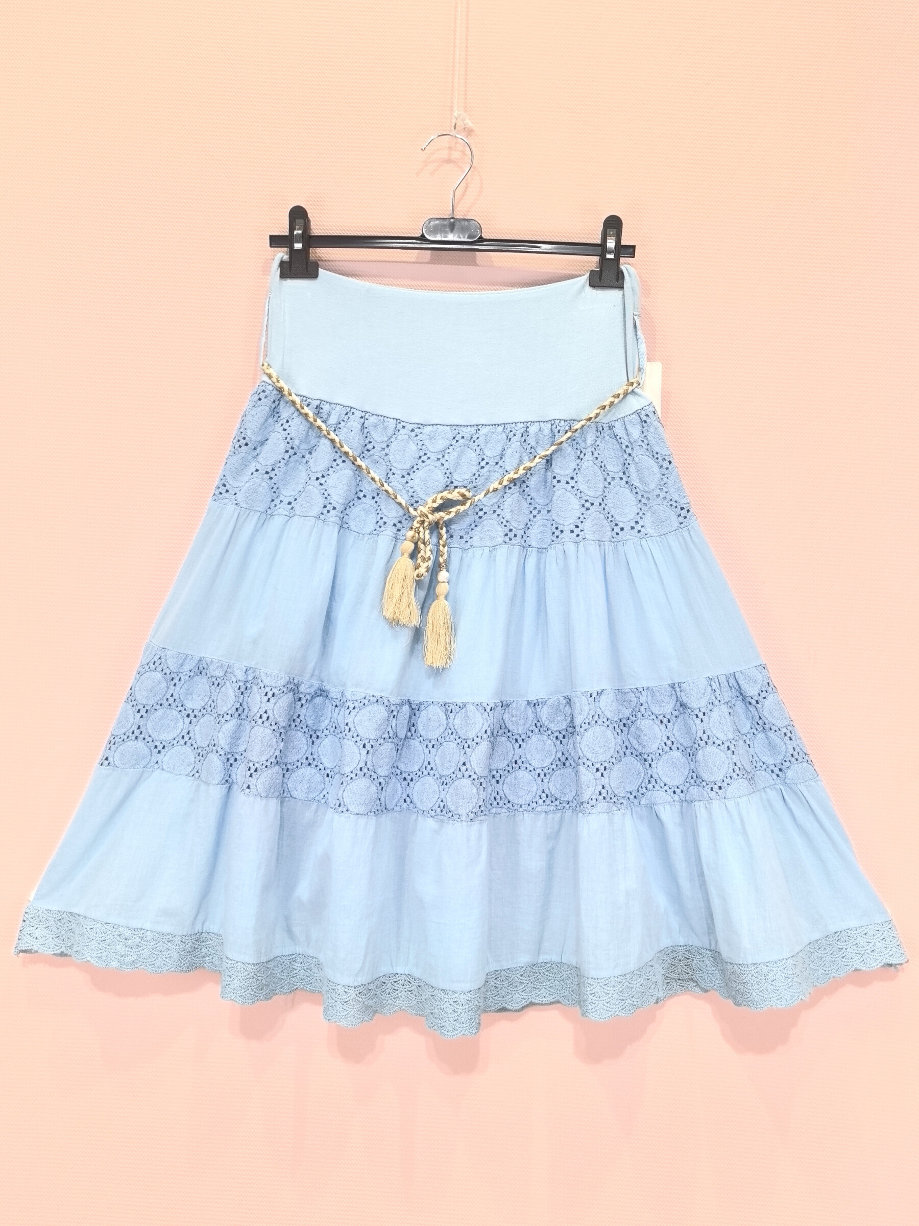 Wholesaler New Sunshine - Flared lace skirt