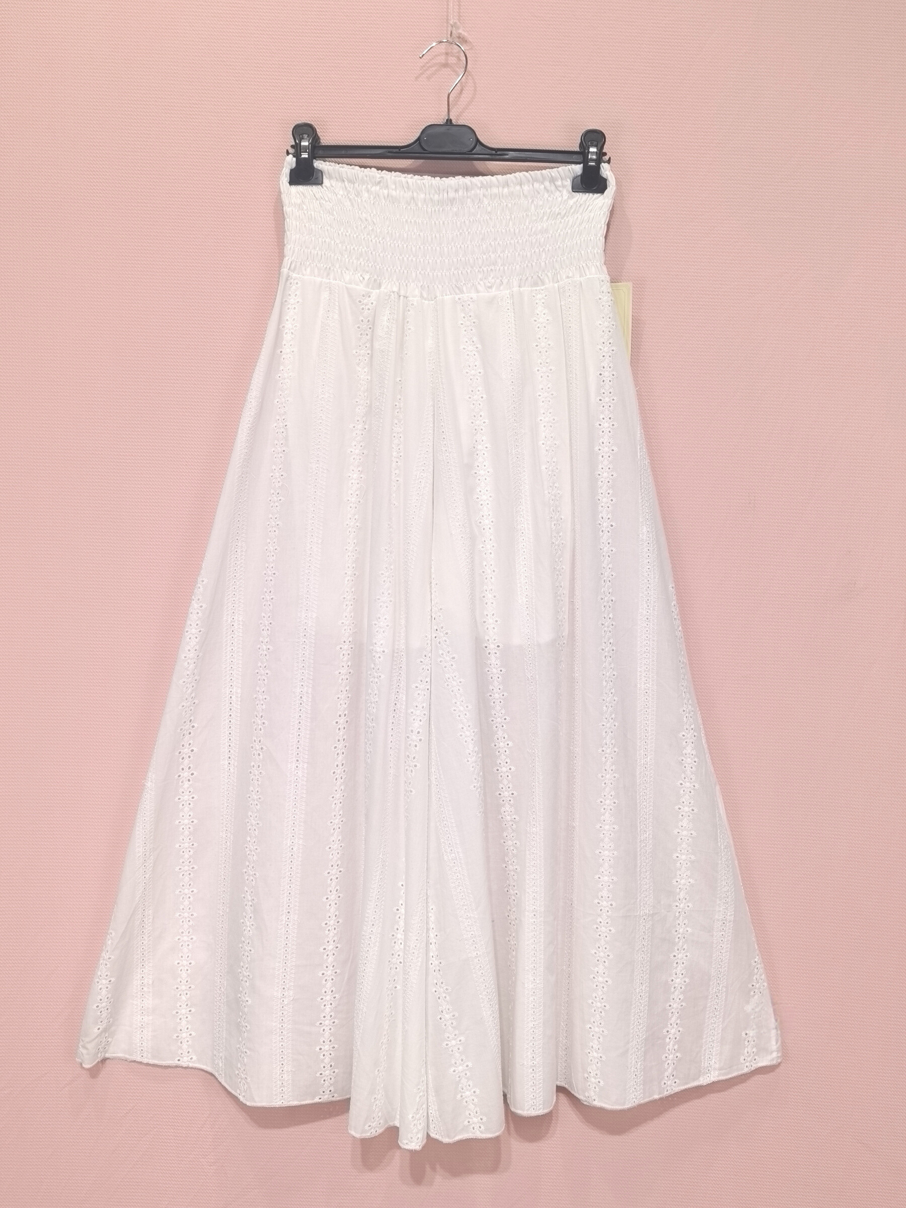 Grossiste New Sunshine - Pantalon large en broderie anglaise