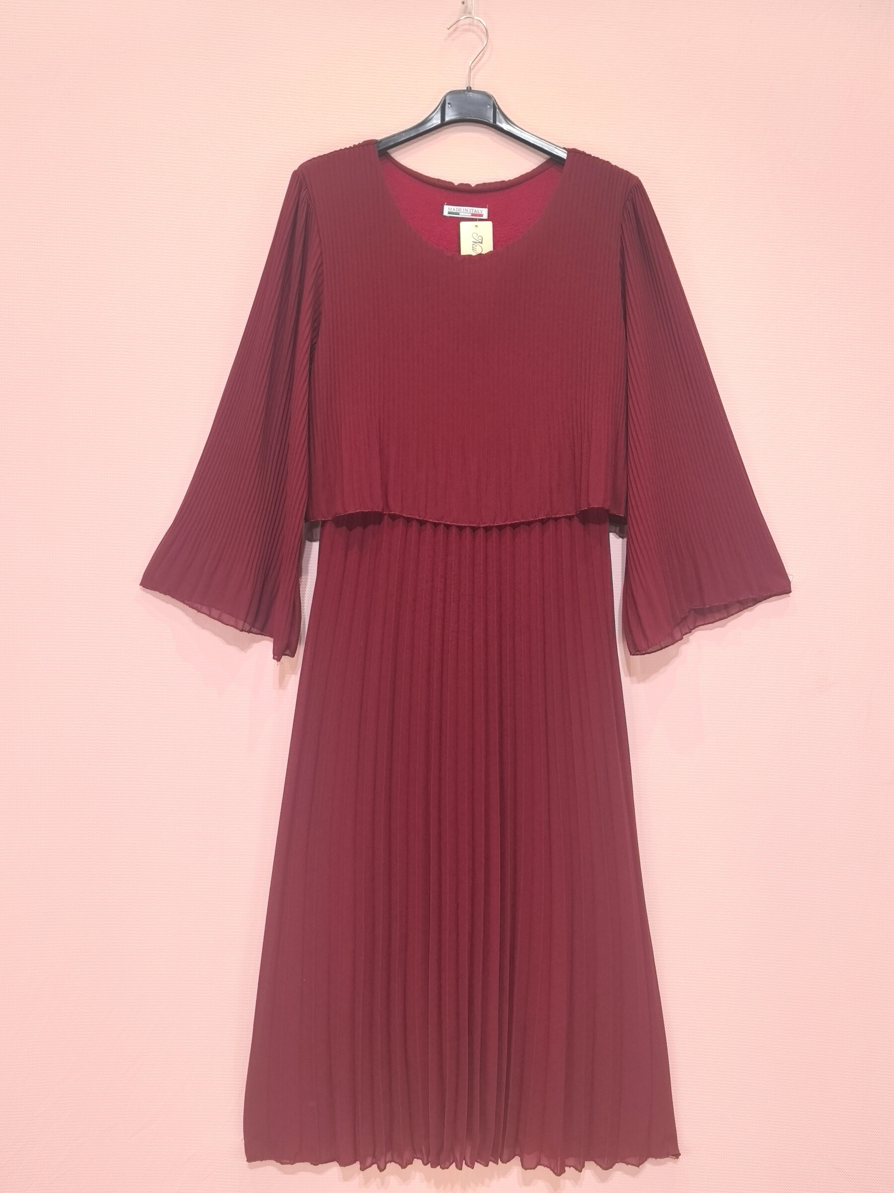Großhändler New Sunshine - Langes plissiertes Kleid mit langen Ärmeln