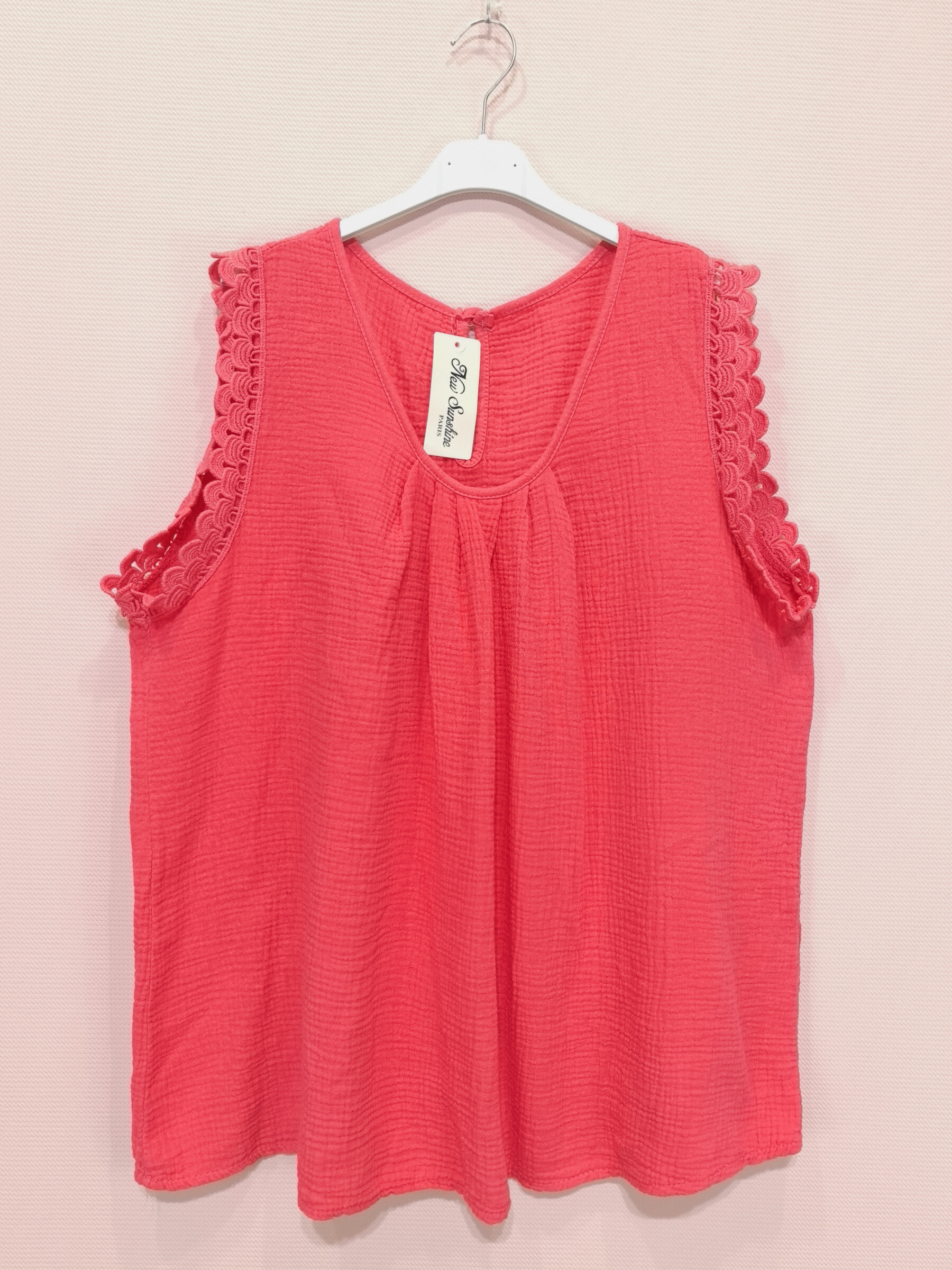 Wholesaler New Sunshine - Sleeveless Cotton Gauze Top - Lace Detail Shoulders