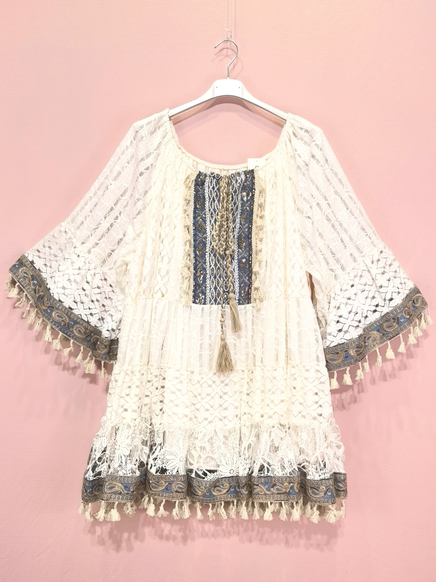 Grossiste New Sunshine - Tunique en dentelle