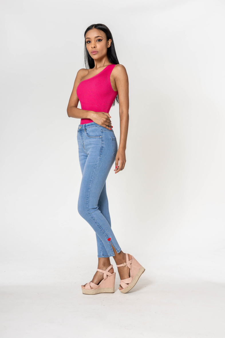 Wholesaler Nina Carter - Heart embroidery jeans