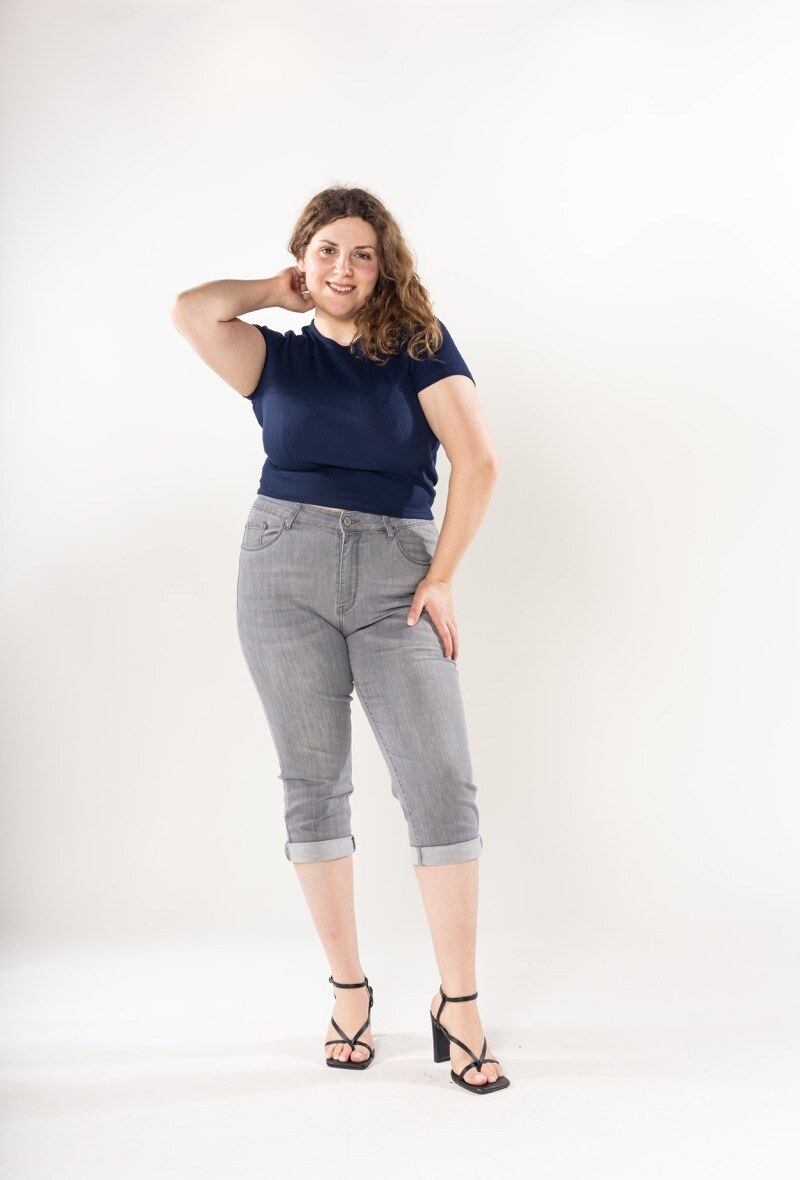 Grossista Nina Carter - Pantaloni cropped in denim